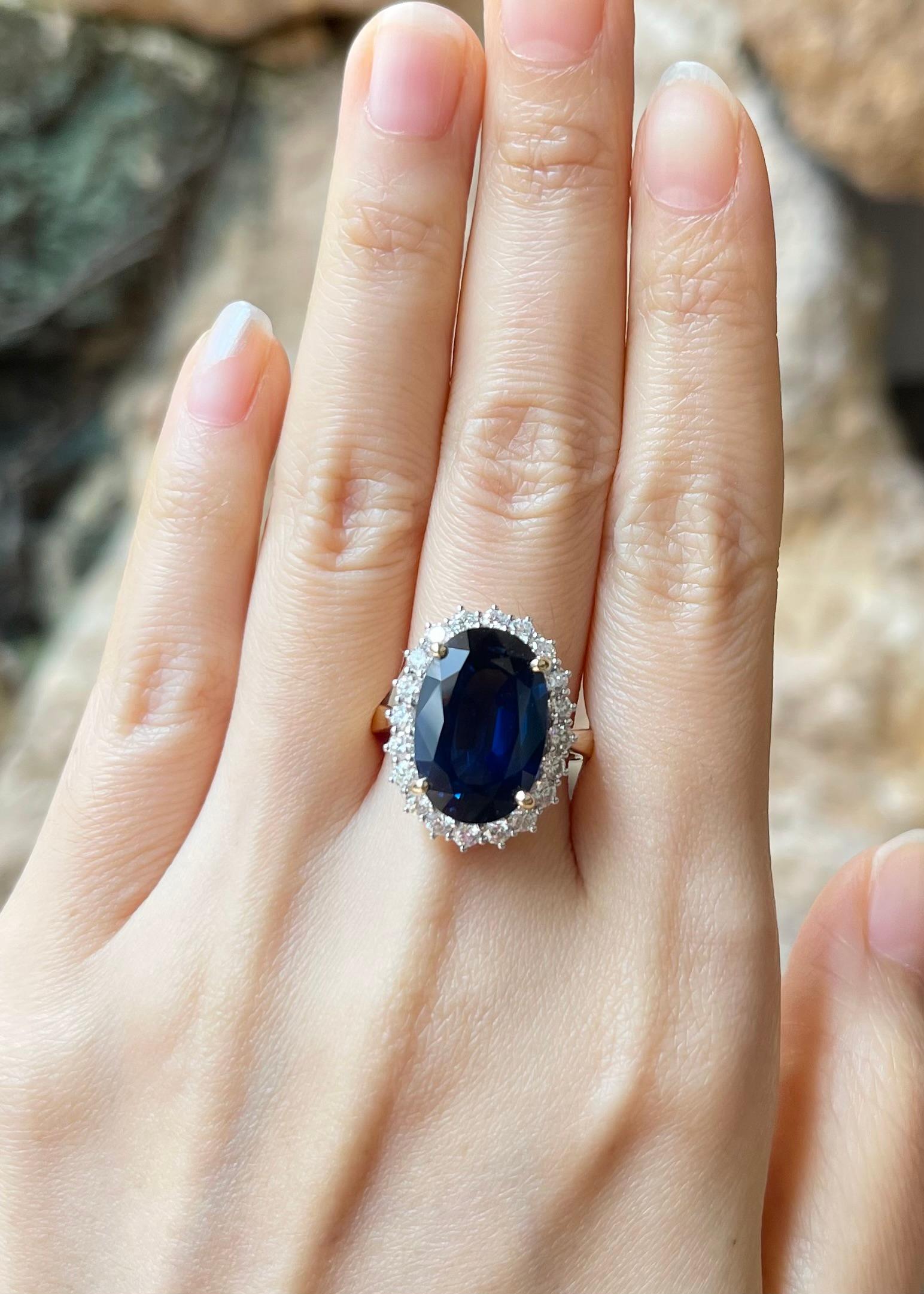 Saphir bleu 9,69 carats et diamant 1,04 carats Bague en or 18 carats

Largeur :  1.6 cm 
Longueur : 2.1 cm
Taille de l'anneau : 55
Poids total : 11.17 grammes

