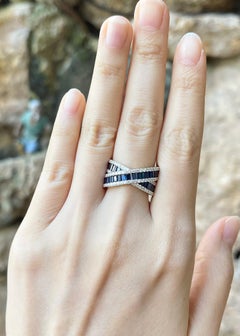 Blue Sapphire with Diamond Ring set in 18K Gold Settings