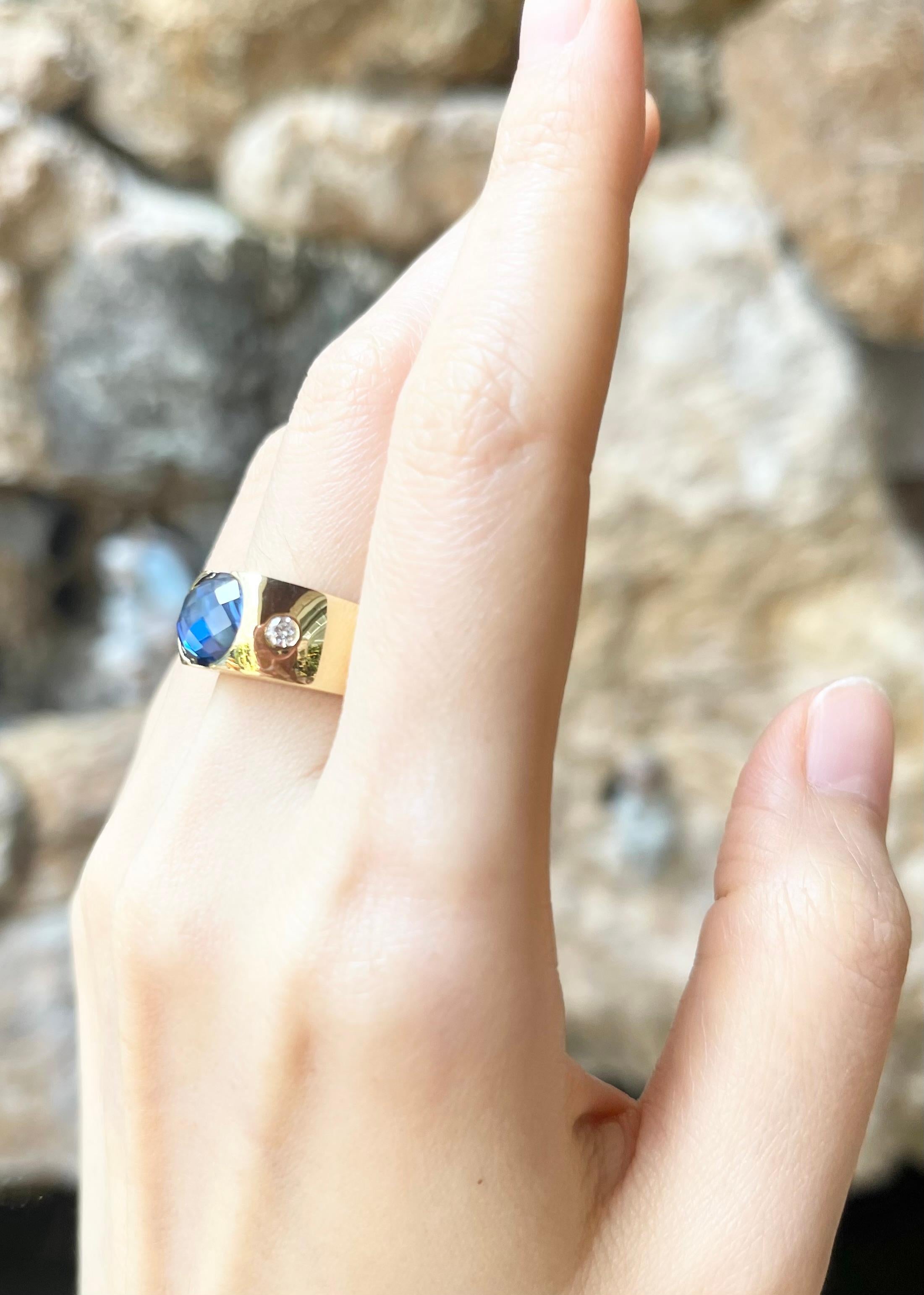 Blauer Saphir mit Diamantring in 18 Karat Goldfassungen gefasst im Zustand „Neu“ im Angebot in Bangkok, TH