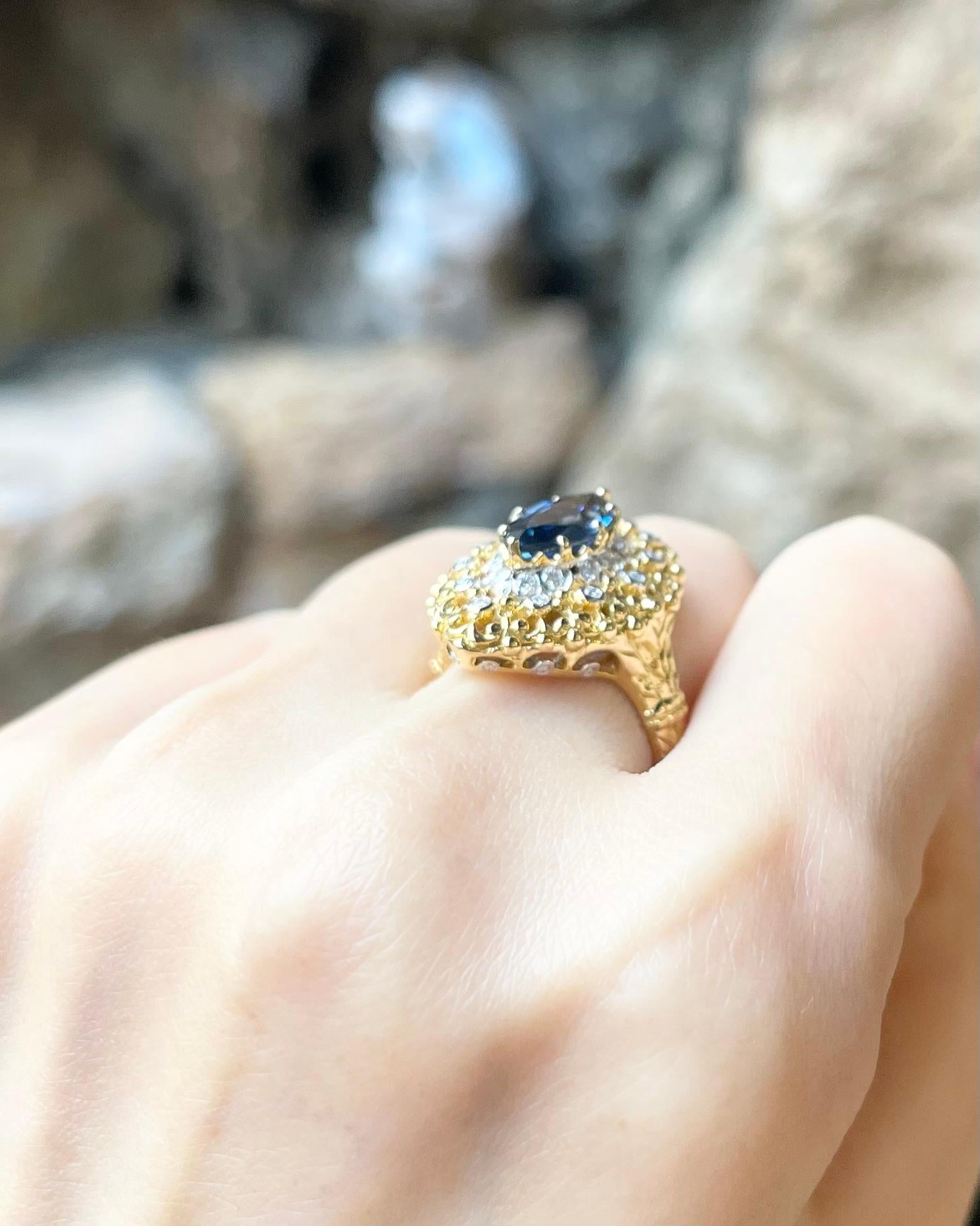 Blauer Saphir mit Diamantring in 18 Karat Goldfassungen gefasst Damen im Angebot