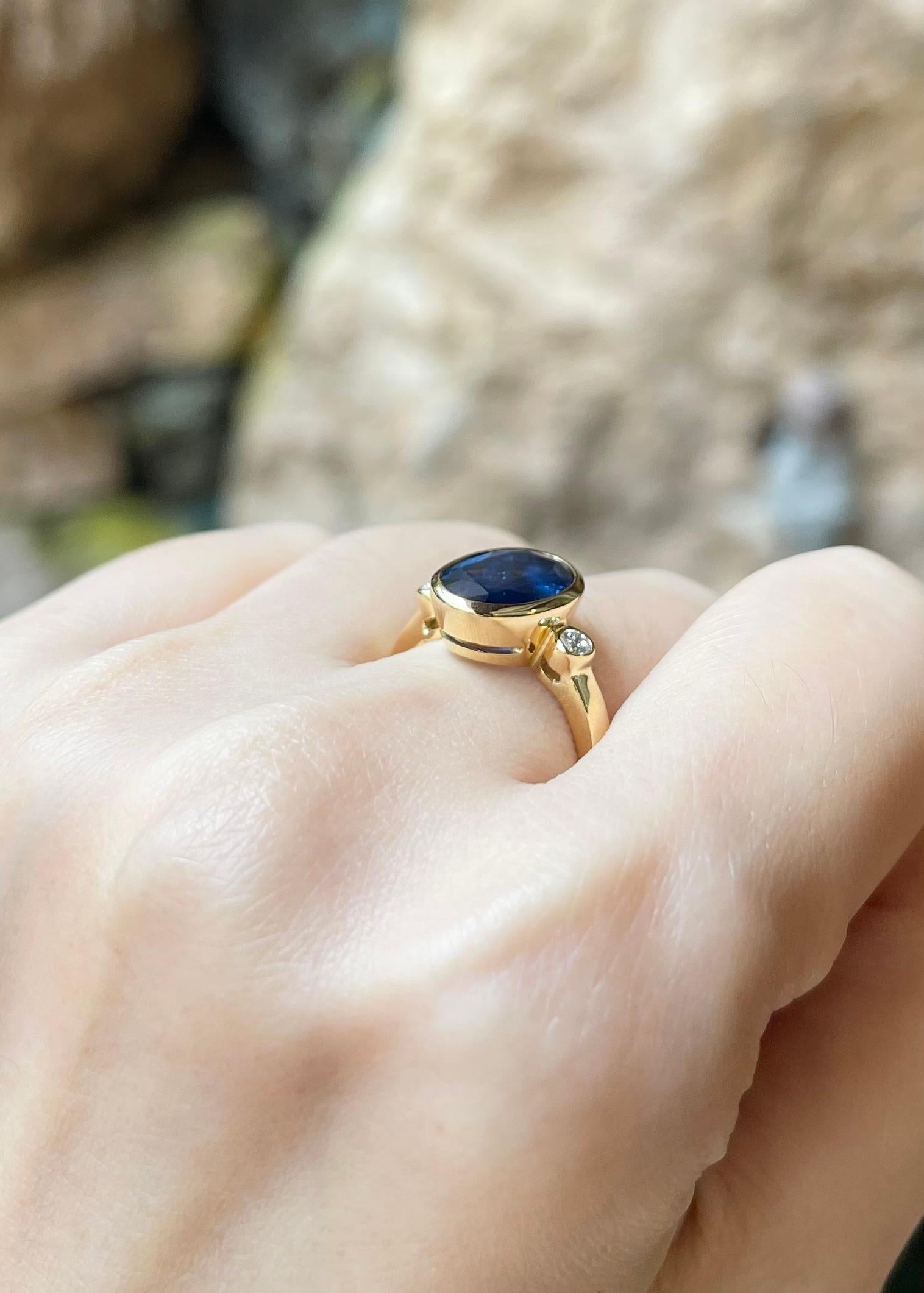 Blauer Saphir mit Diamantring in 18 Karat Goldfassungen gefasst Damen im Angebot