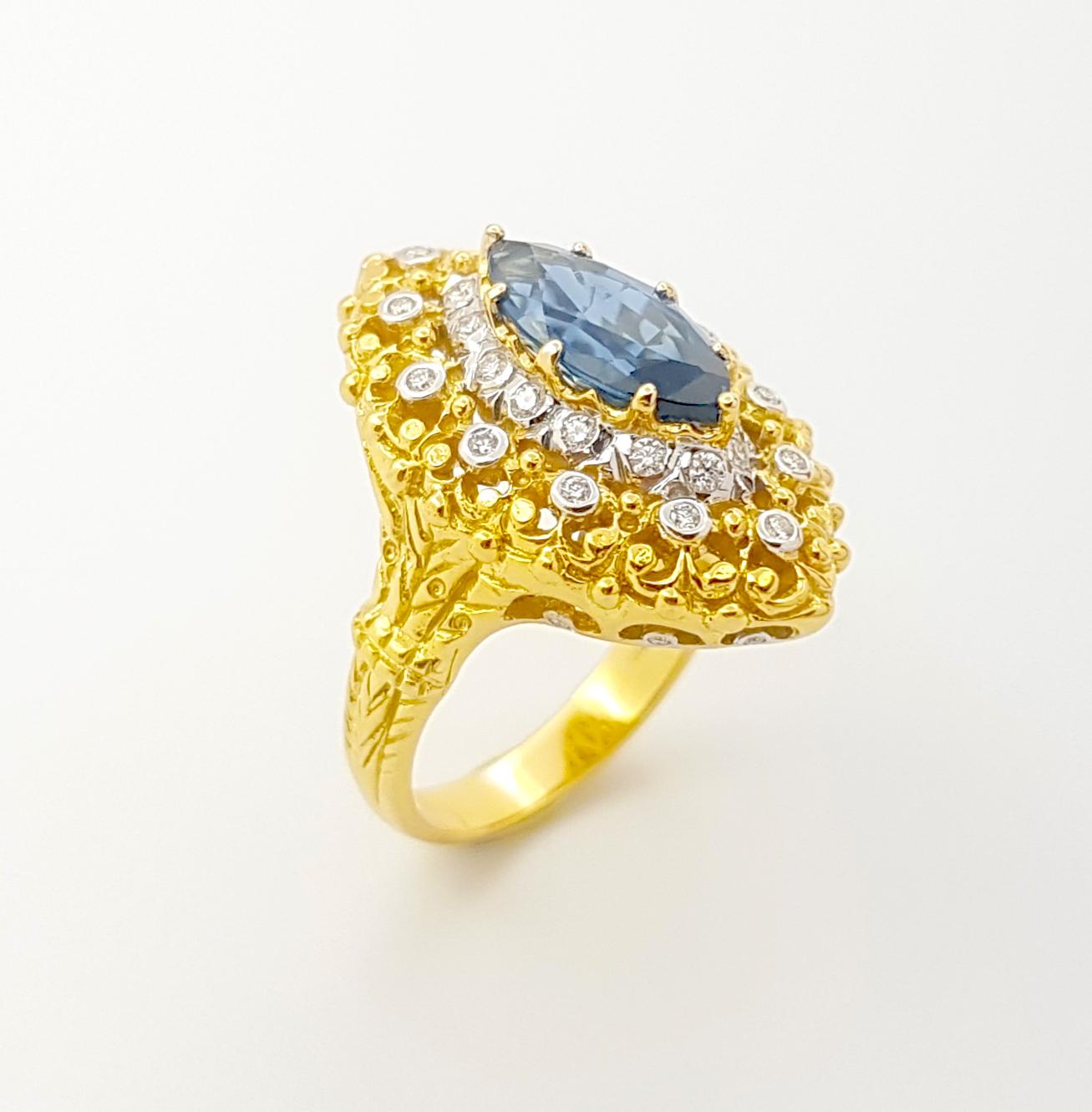 Bague en or 18 carats avec saphir bleu et diamant en vente 2