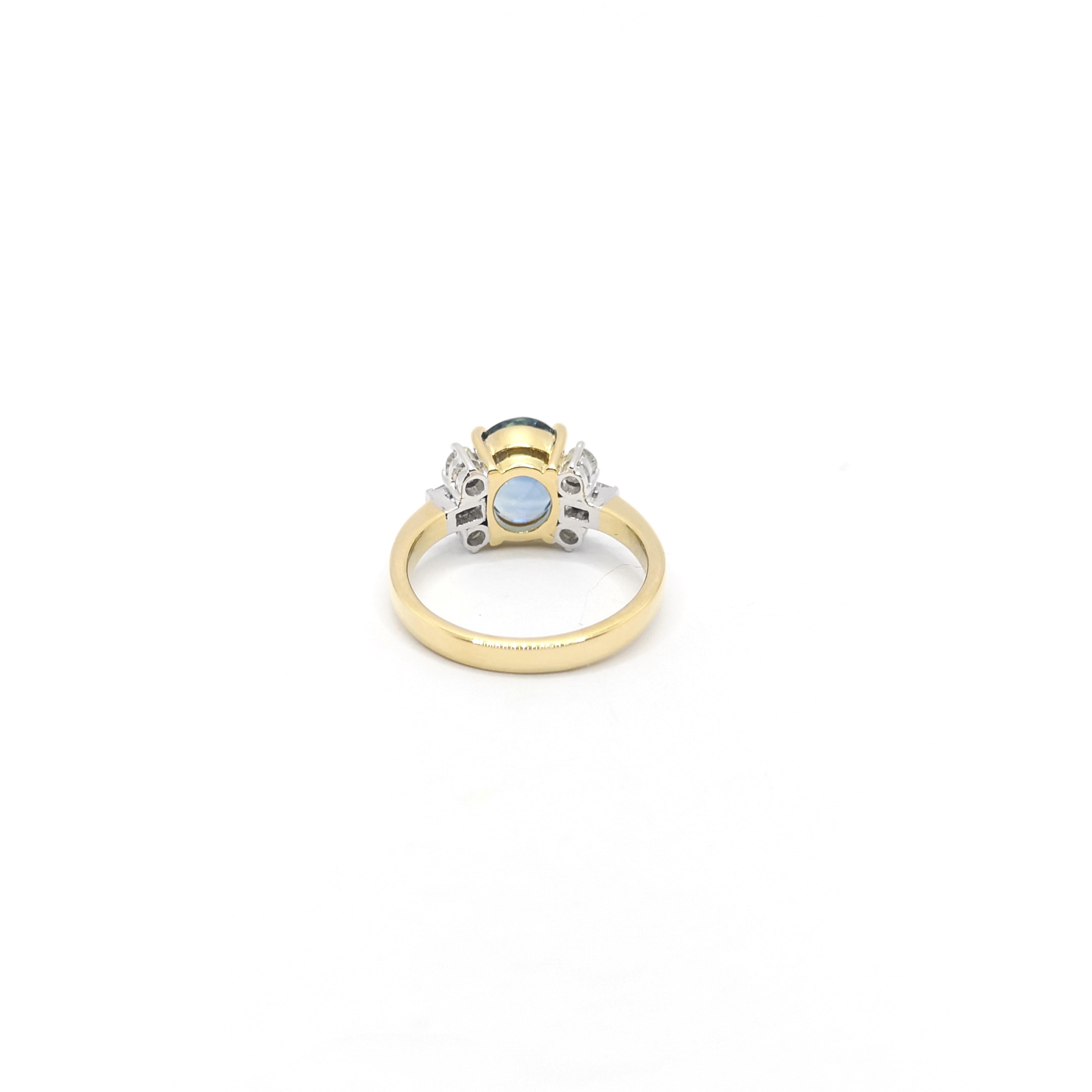 Blauer Saphir mit Diamantring in 18 Karat Goldfassungen gefasst im Angebot 3