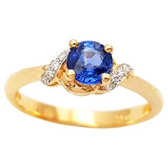 Anillo de Zafiro Azul con Diamante engastado en Oro de 18K
