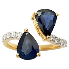 Blauer Saphir mit Diamantring in 18 Karat Goldfassungen gefasst