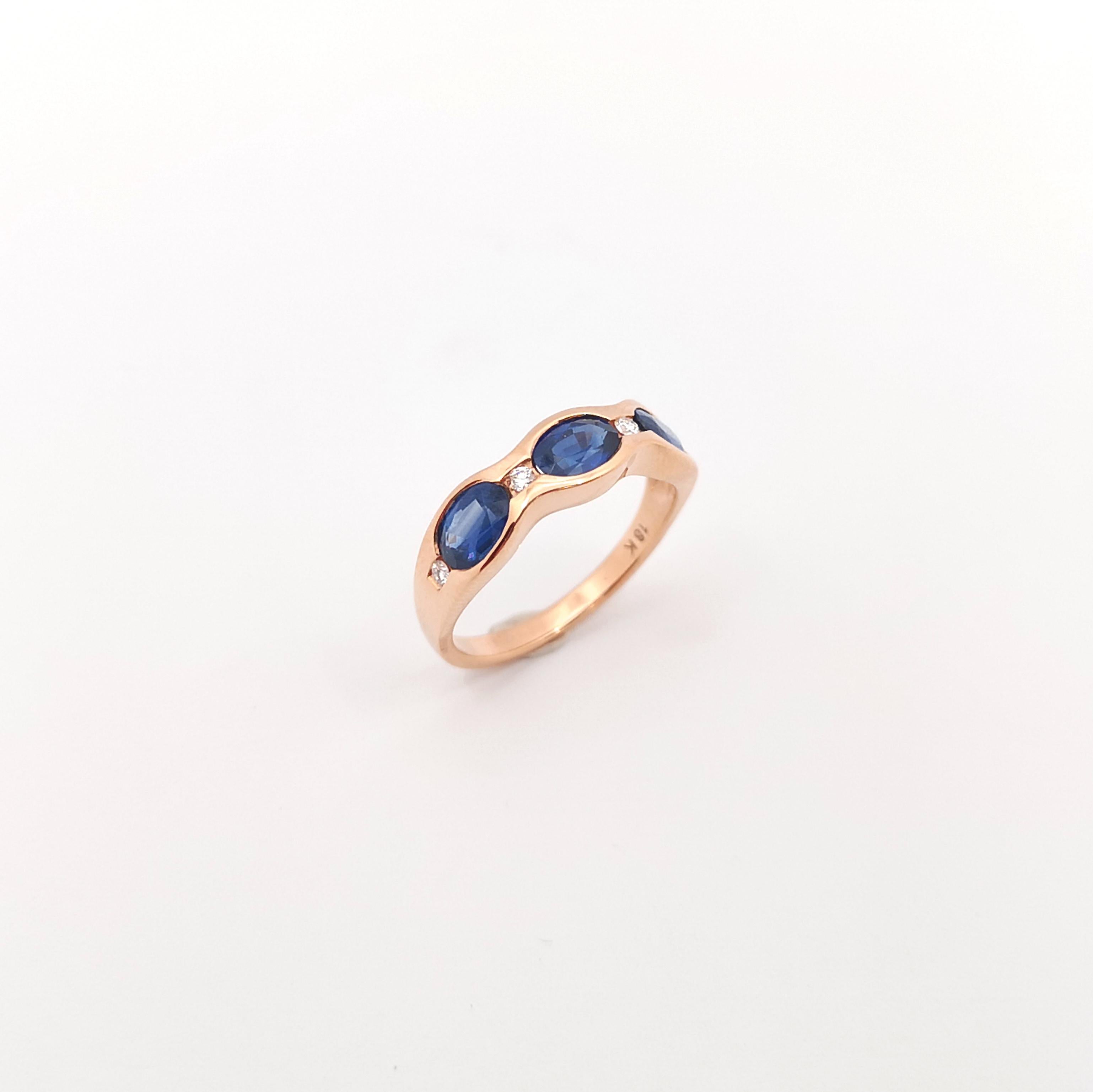 Blue Sapphire with Diamond Ring set in 18K Rose Gold Settings For Sale 6