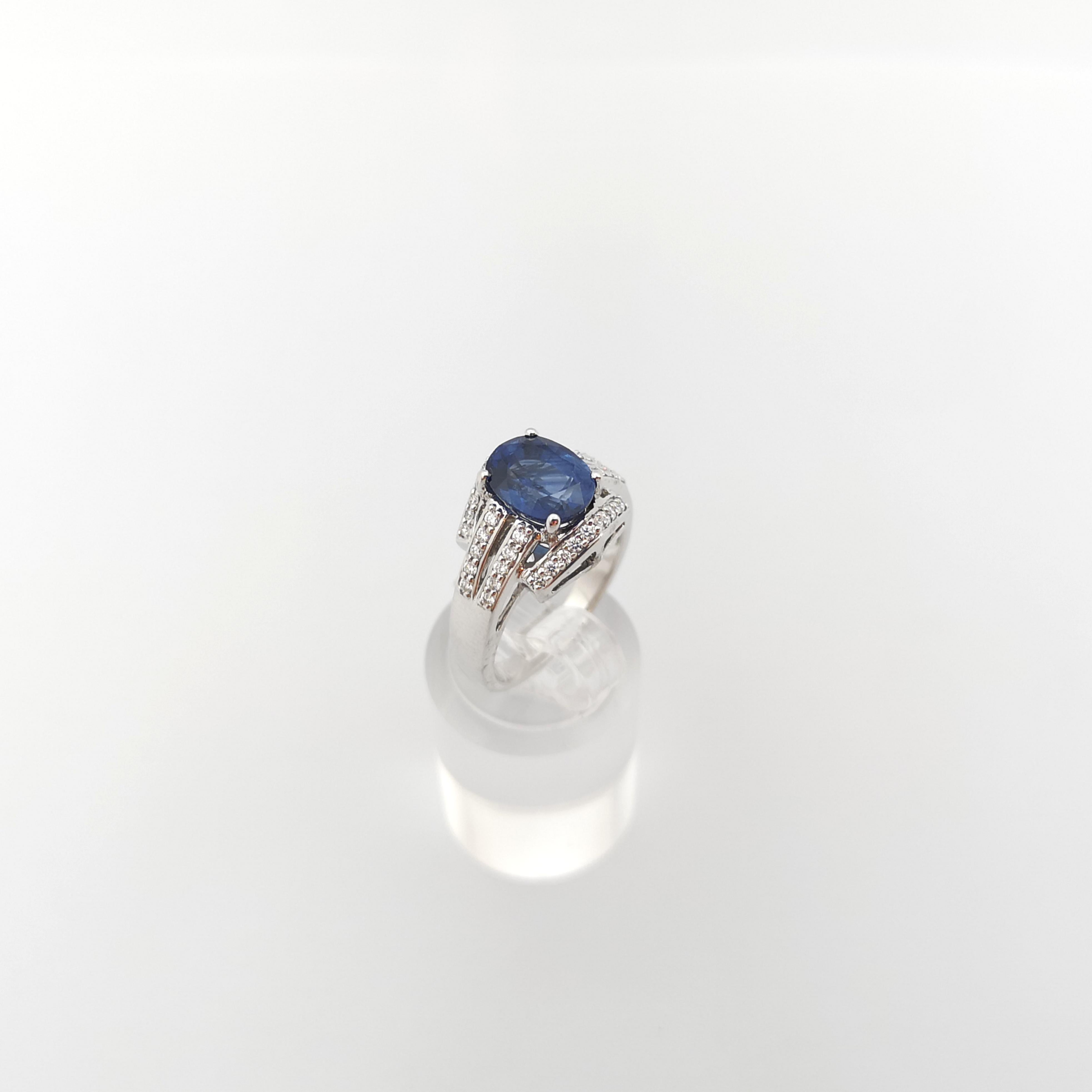 Blue Sapphire with Diamond Ring set in 18K White Gold Settings For Sale 4