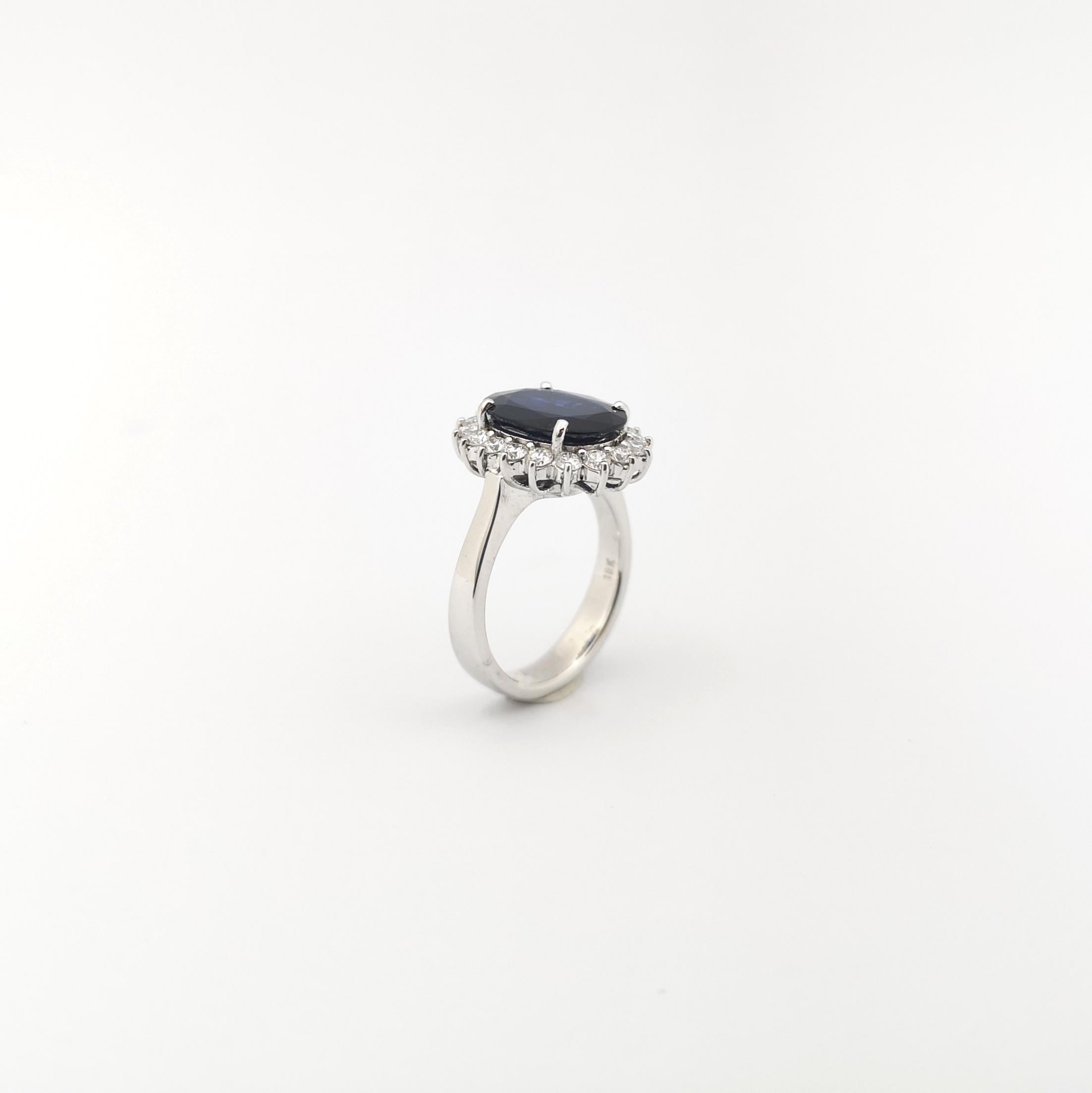 Blue Sapphire with Diamond Ring set in 18K White Gold Settings For Sale 6