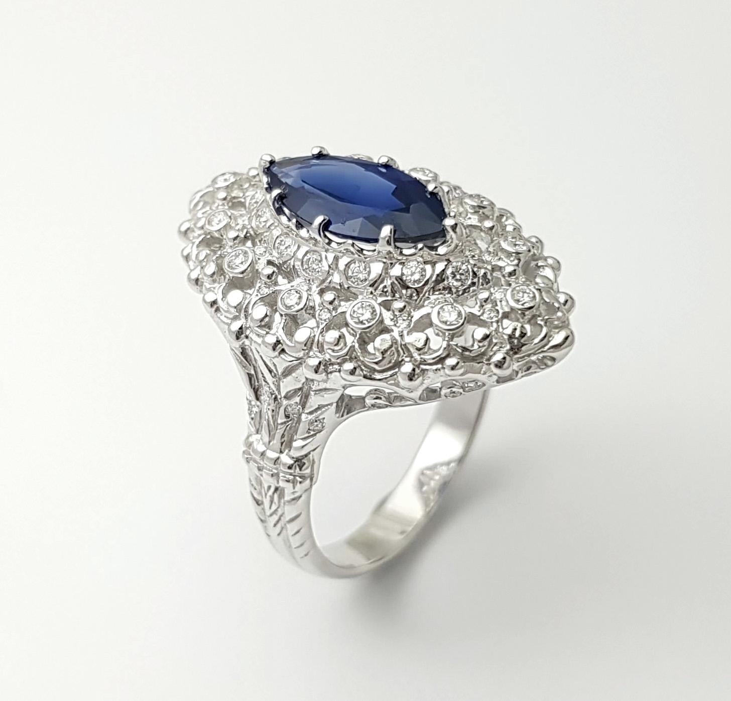 Blauer Saphir mit Diamantring in 18 Karat Weißgold gefasst im Angebot 6