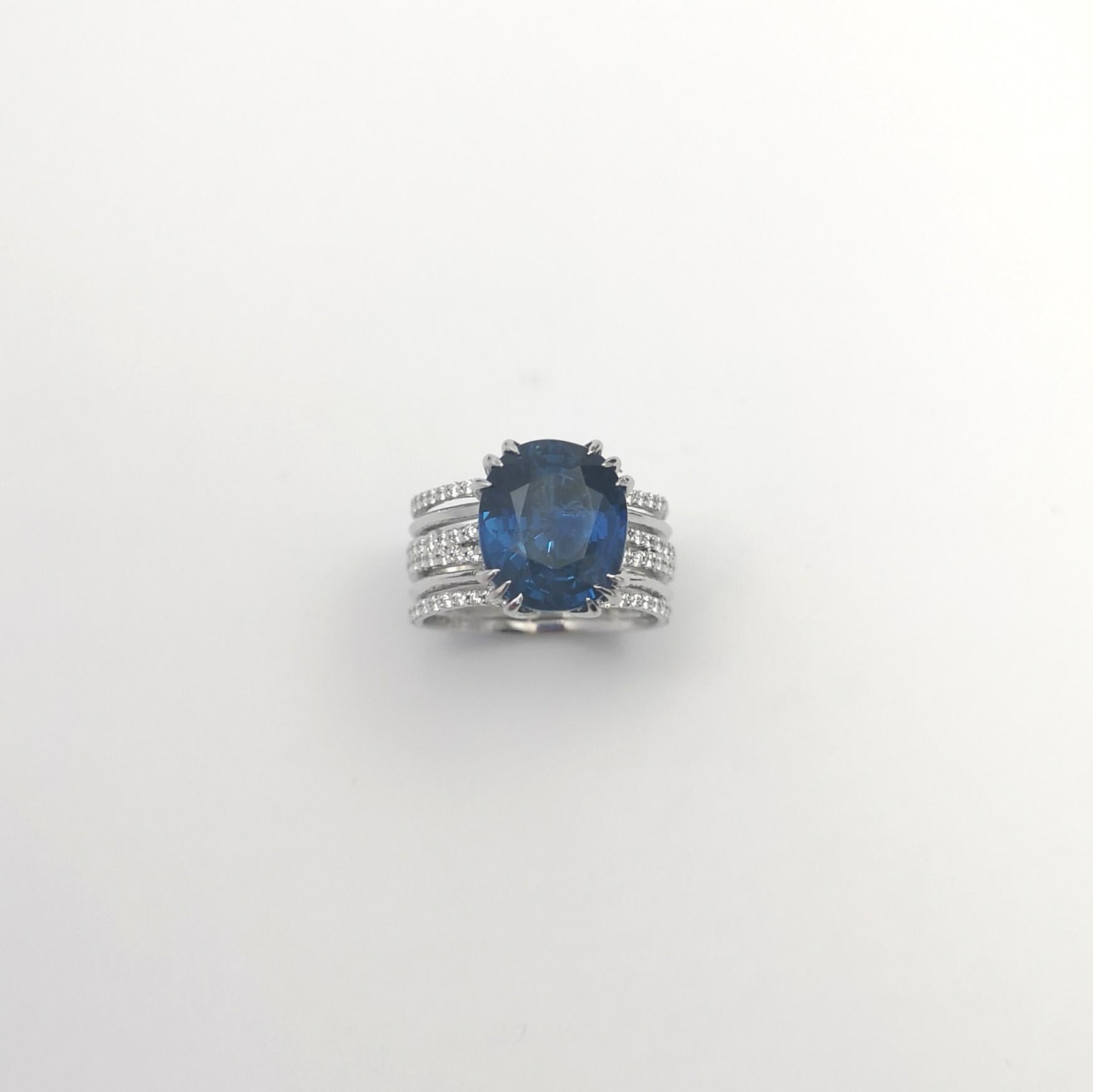 Blauer Saphir mit Diamantring in 18 Karat Weißgold gefasst im Angebot 6
