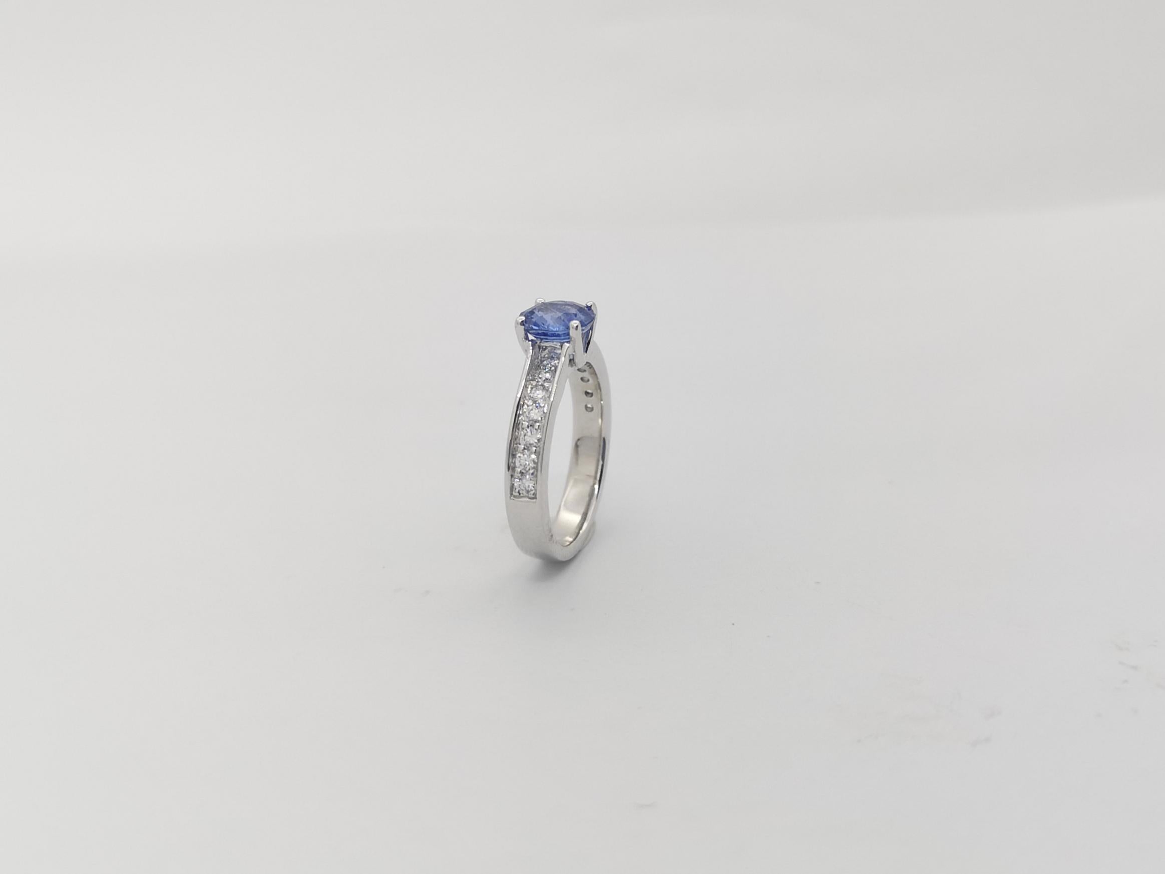 Blue Sapphire with Diamond Ring Set in 18k White Gold Settings For Sale 9