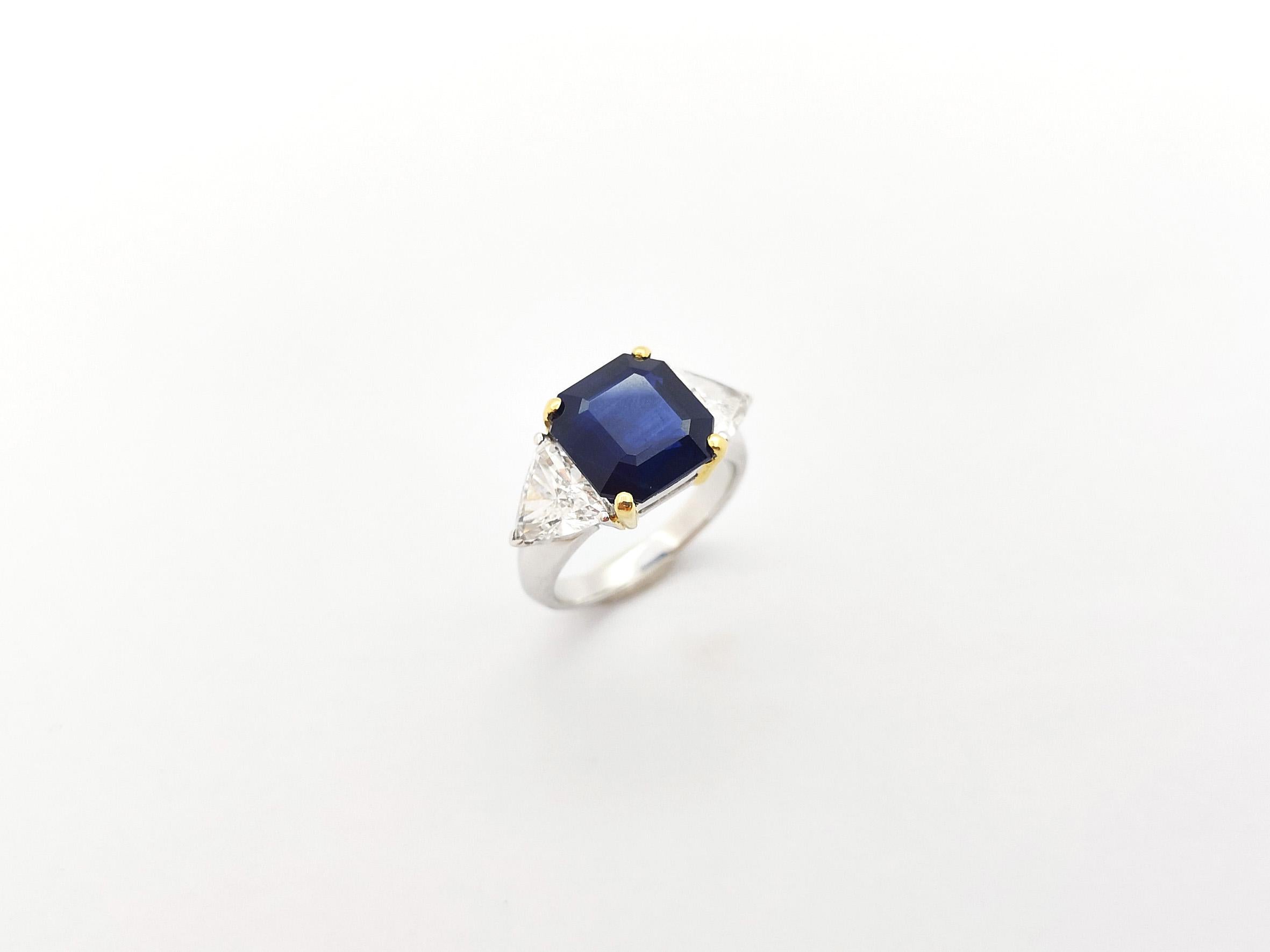 Blue Sapphire with Diamond Ring set in 18K White Gold Settings For Sale 12