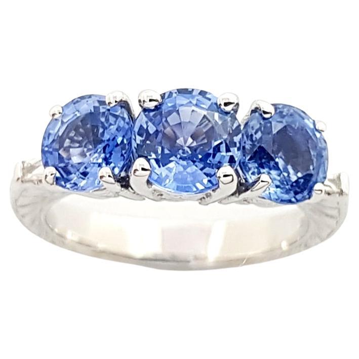 Blue Sapphire with Diamond Ring Set in 18k White Gold Settings For Sale