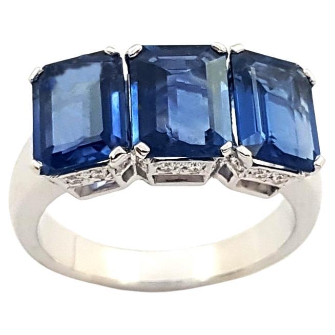 Blue Sapphire with Diamond Ring set in 18K White Gold Settings For Sale