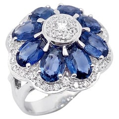 Anello con zaffiro blu e diamante con montatura in oro bianco 18 carati