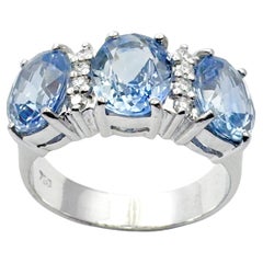 Blue Sapphire with Diamond Ring set in 18K White Gold Settings