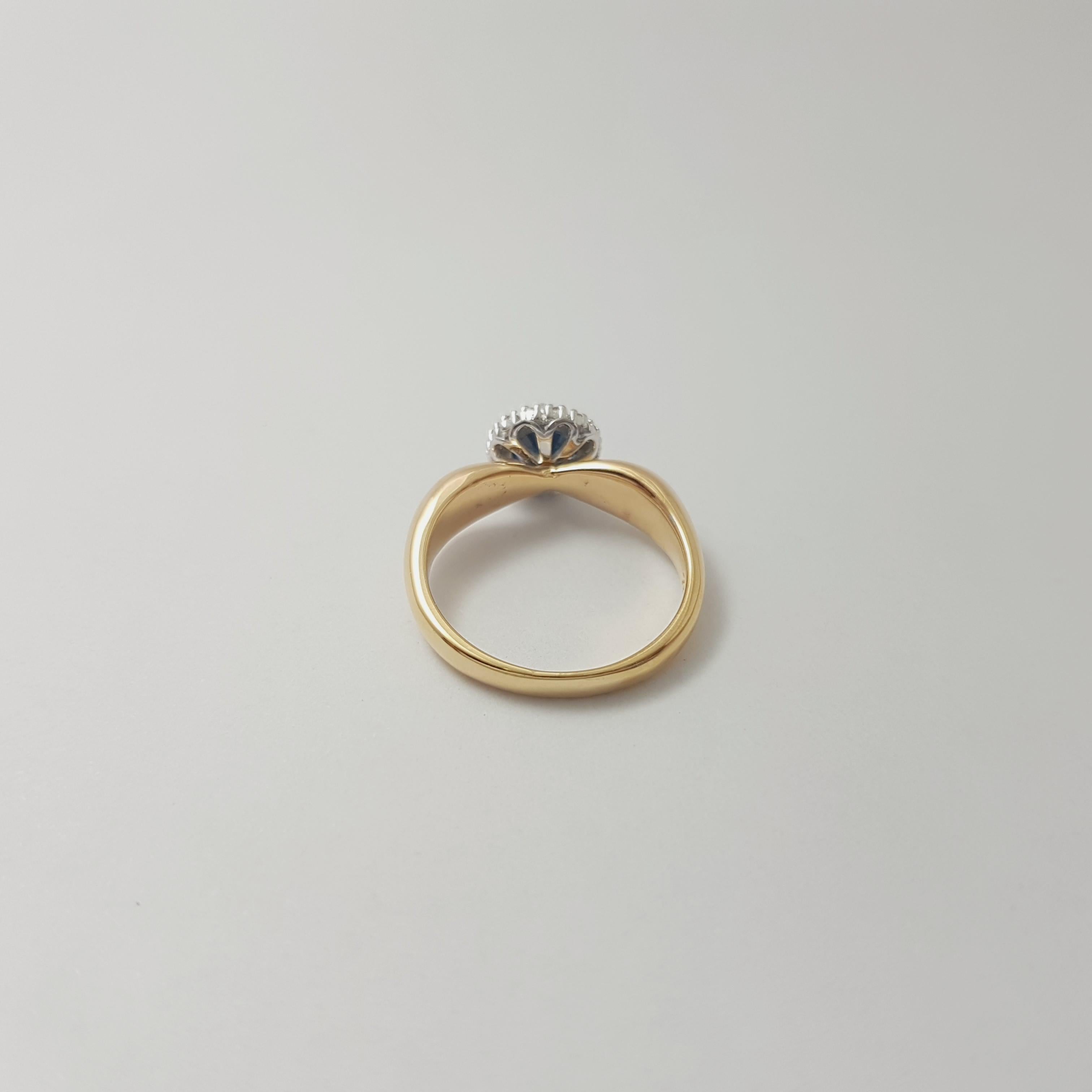 Bague en or blanc/jaune 18K sertie de saphirs bleus et de diamants en vente 6