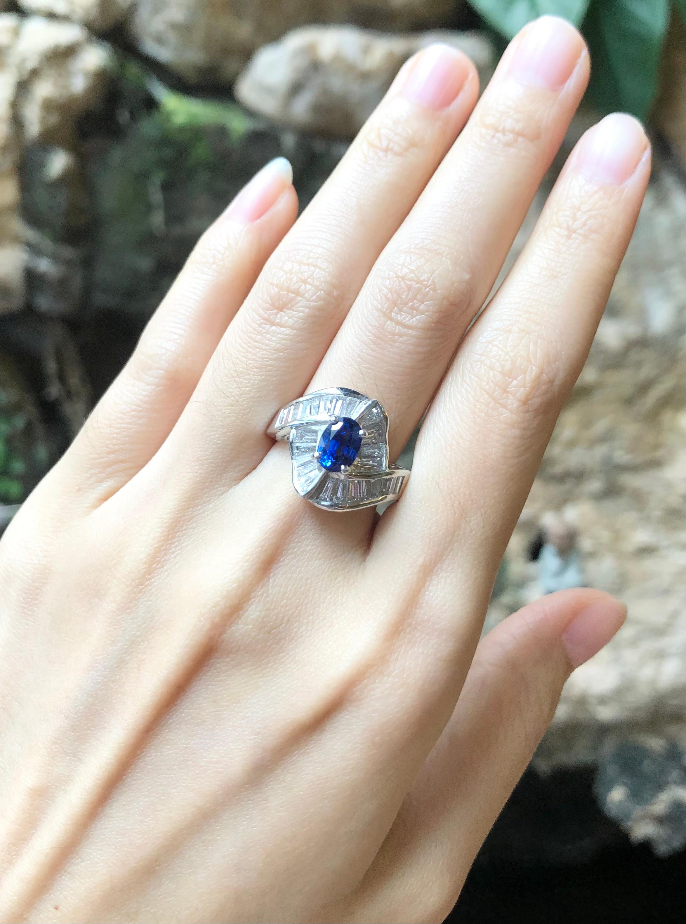 Contemporary Blue Sapphire with Diamond Ring Set in Platinum 900 Settings For Sale