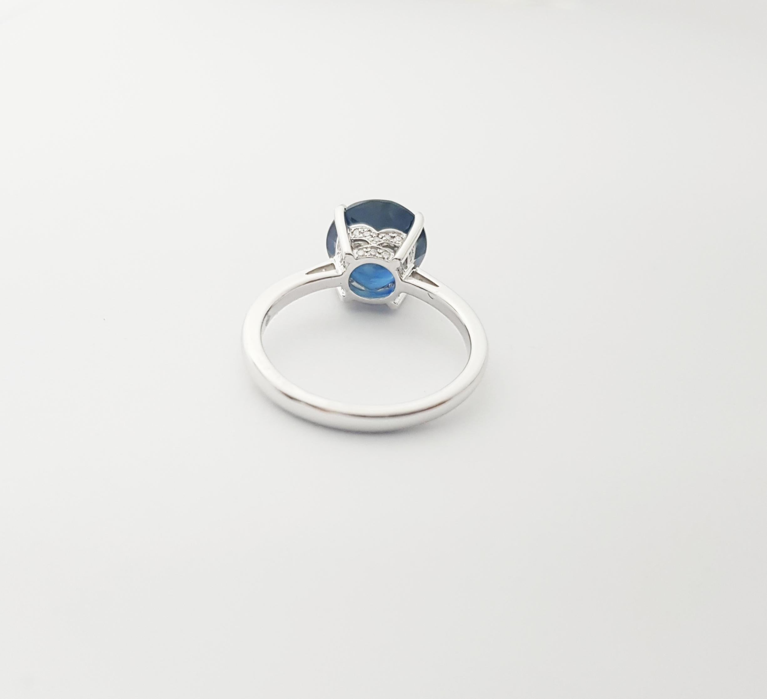 Anello con zaffiro blu e diamante con montatura in platino 950 in vendita 4