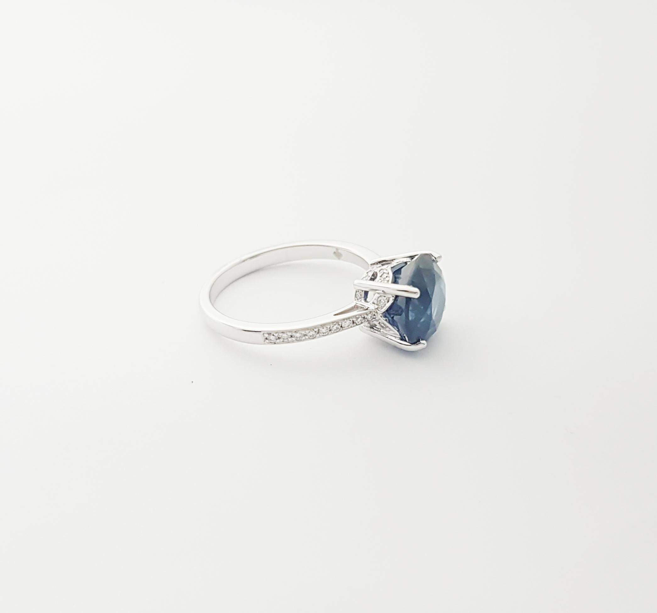 Anello con zaffiro blu e diamante con montatura in platino 950 in vendita 5