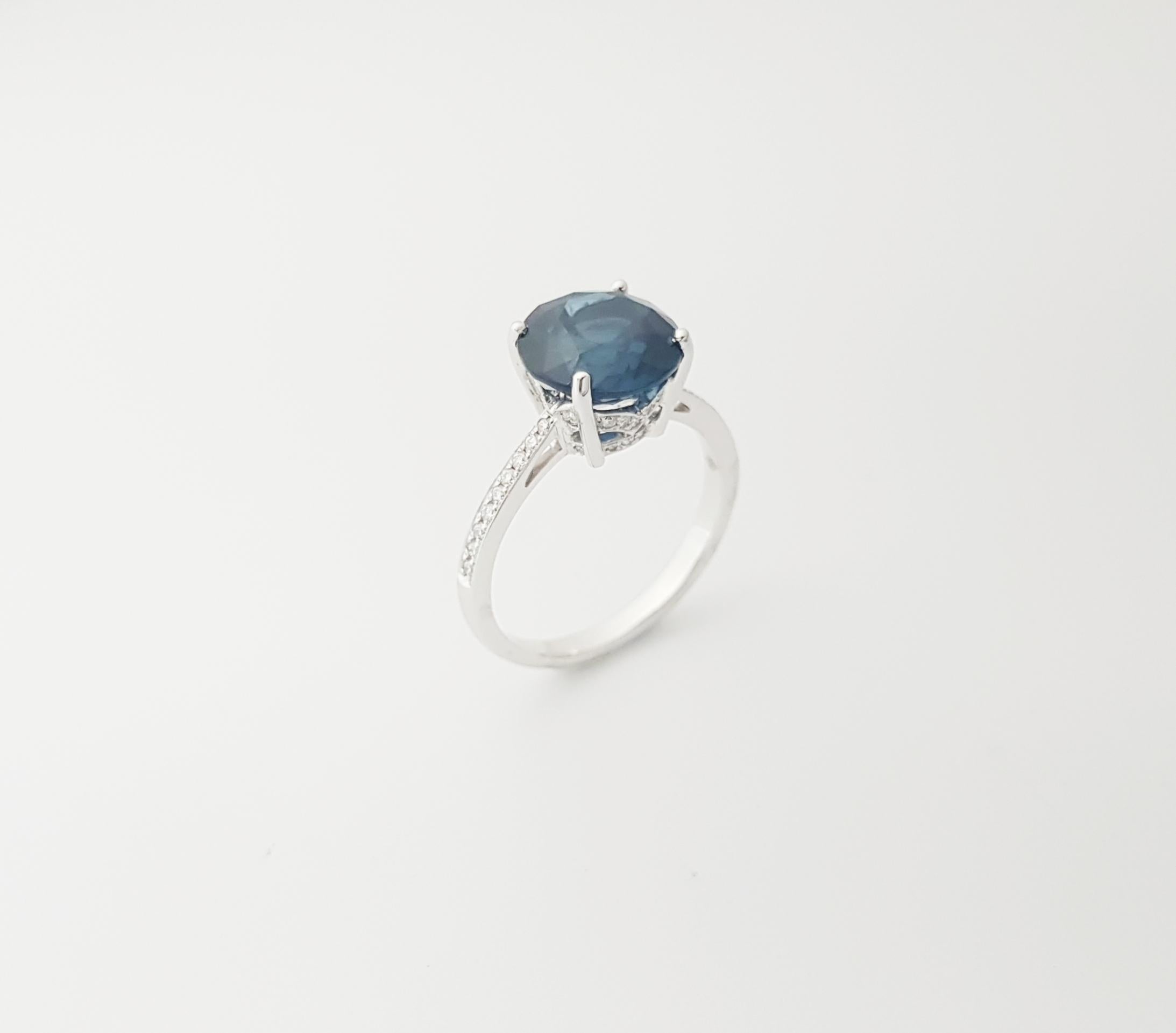 Anello con zaffiro blu e diamante con montatura in platino 950 in vendita 7