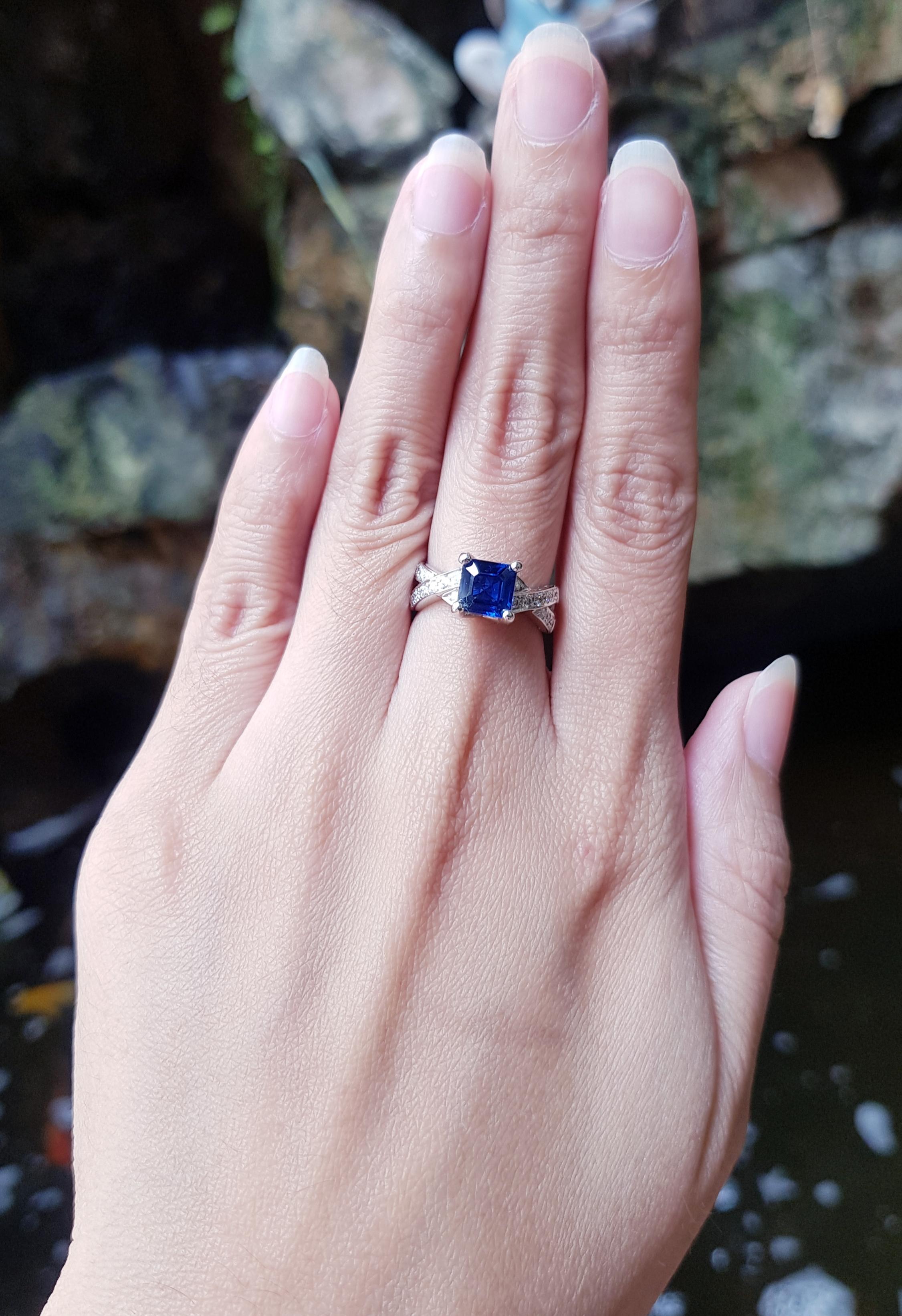 Blue Sapphire 1.42 carats with Diamond 0.27 carat Ring set in Platinum 950 Settings
(GIT Certified, The Gem and Jewelry Institute of Thailand)

Width:  0.7 cm 
Length: 0. cm
Ring Size: 47
Total Weight: 7.13 grams



