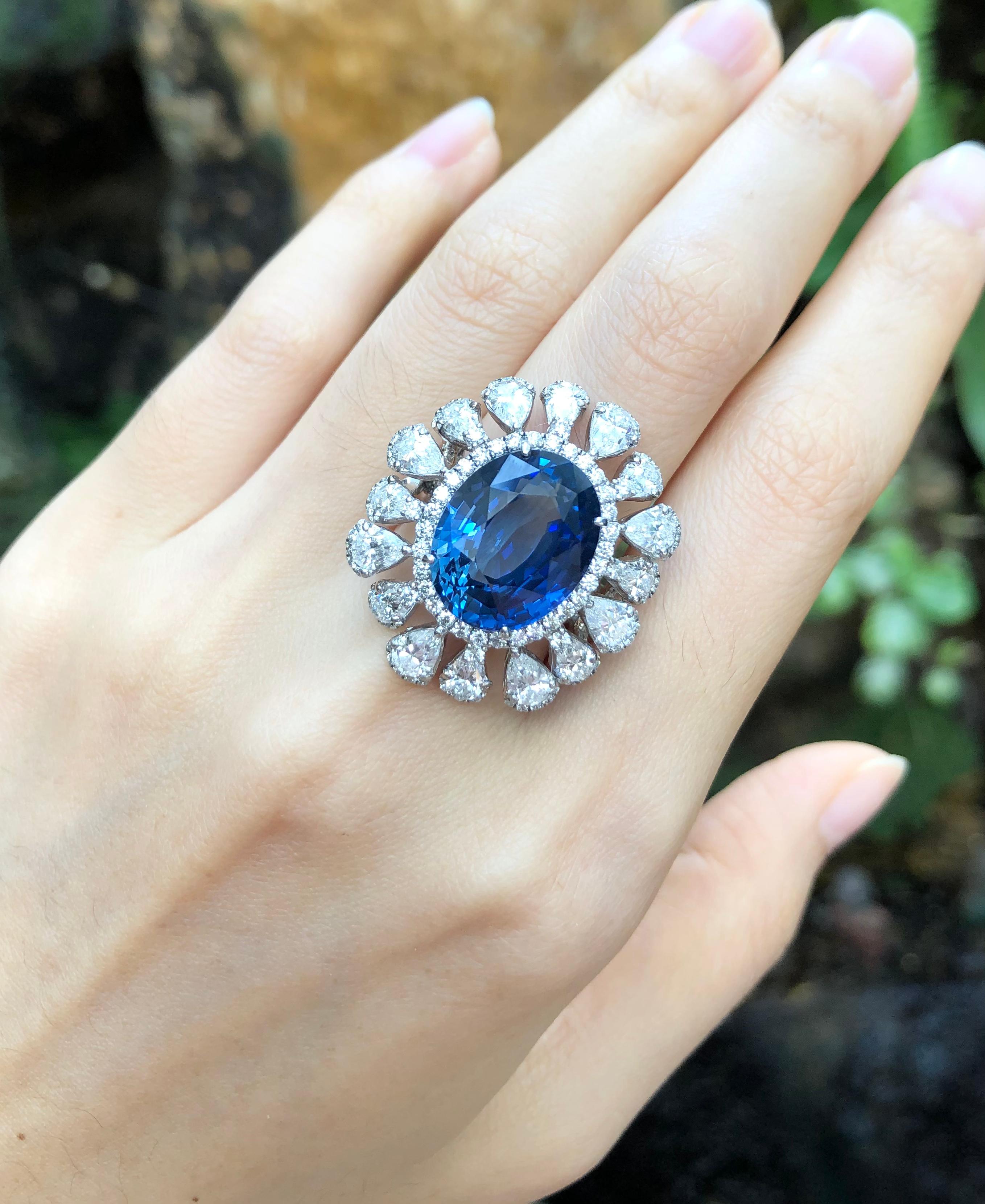 Blauer Saphir  Diamantring mit Diamant in Platin 950 Fassungen gefasst (Ovalschliff) im Angebot