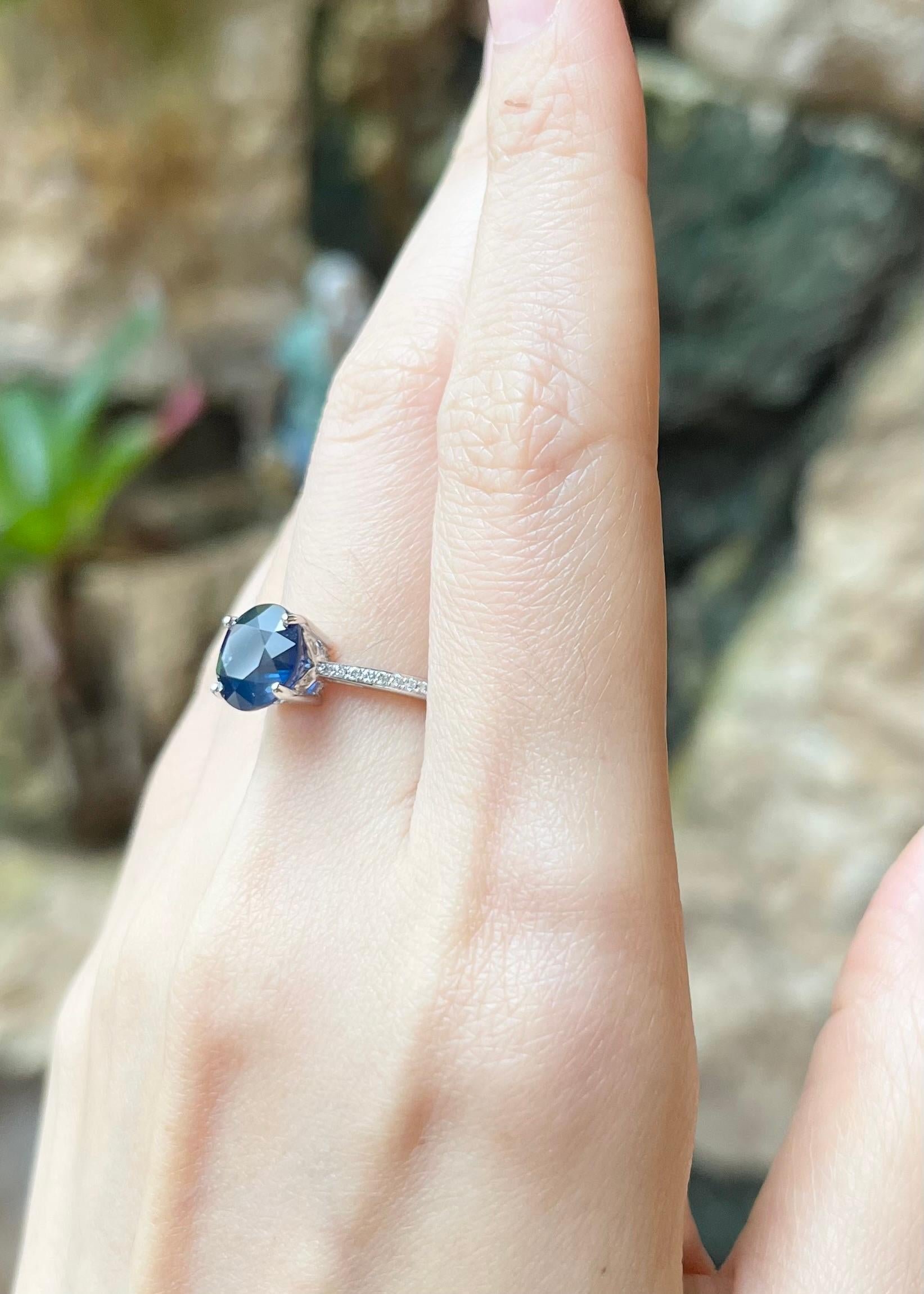 Anello con zaffiro blu e diamante con montatura in platino 950 In condizioni Nuovo in vendita a Bangkok, TH