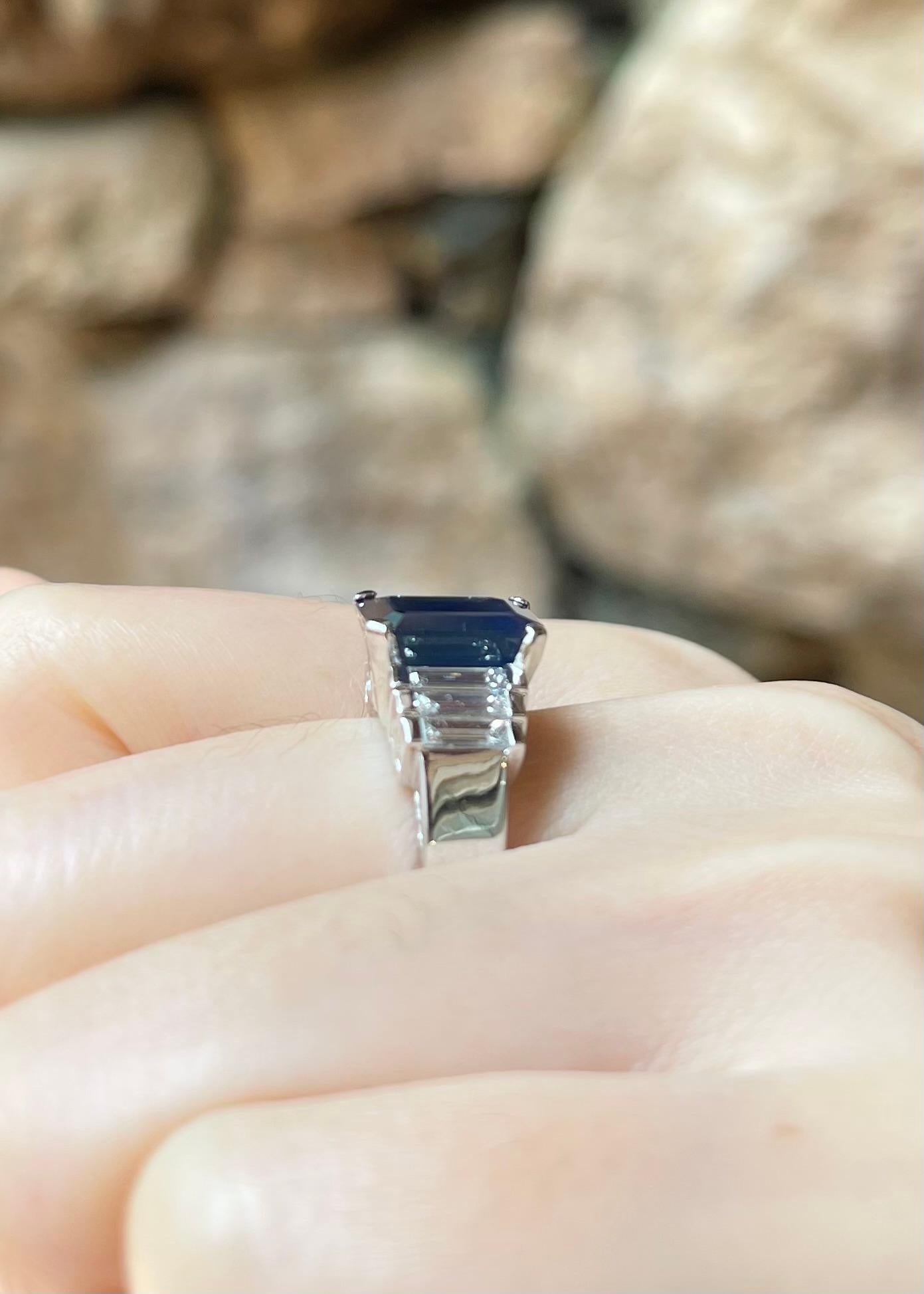 Zafiro Azul con Diamante engastado en Platino 950 en venta 1