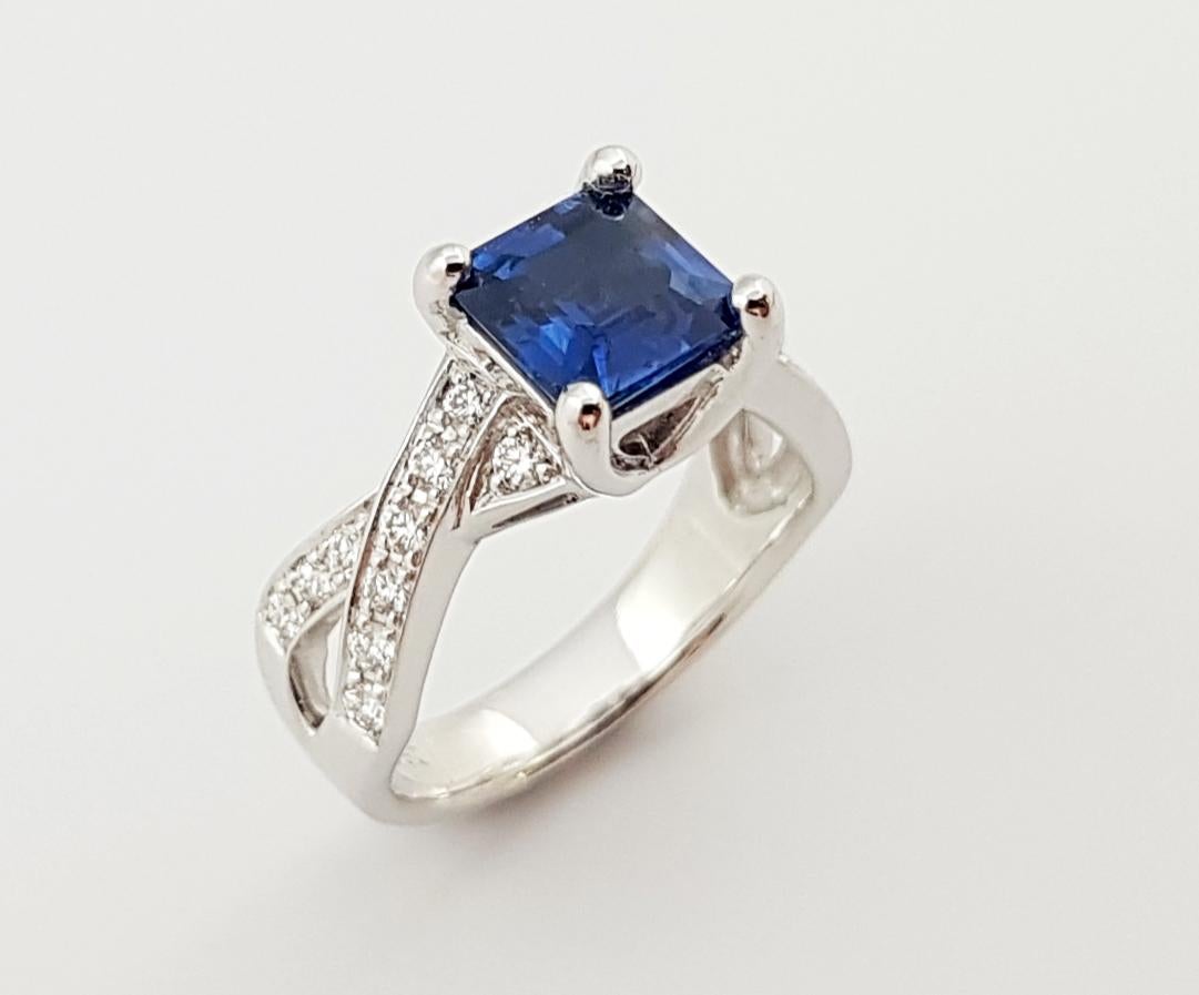 Women's Certified Burmese Blue Sapphire with Diamond Ring Set in Platinum 950  For Sale