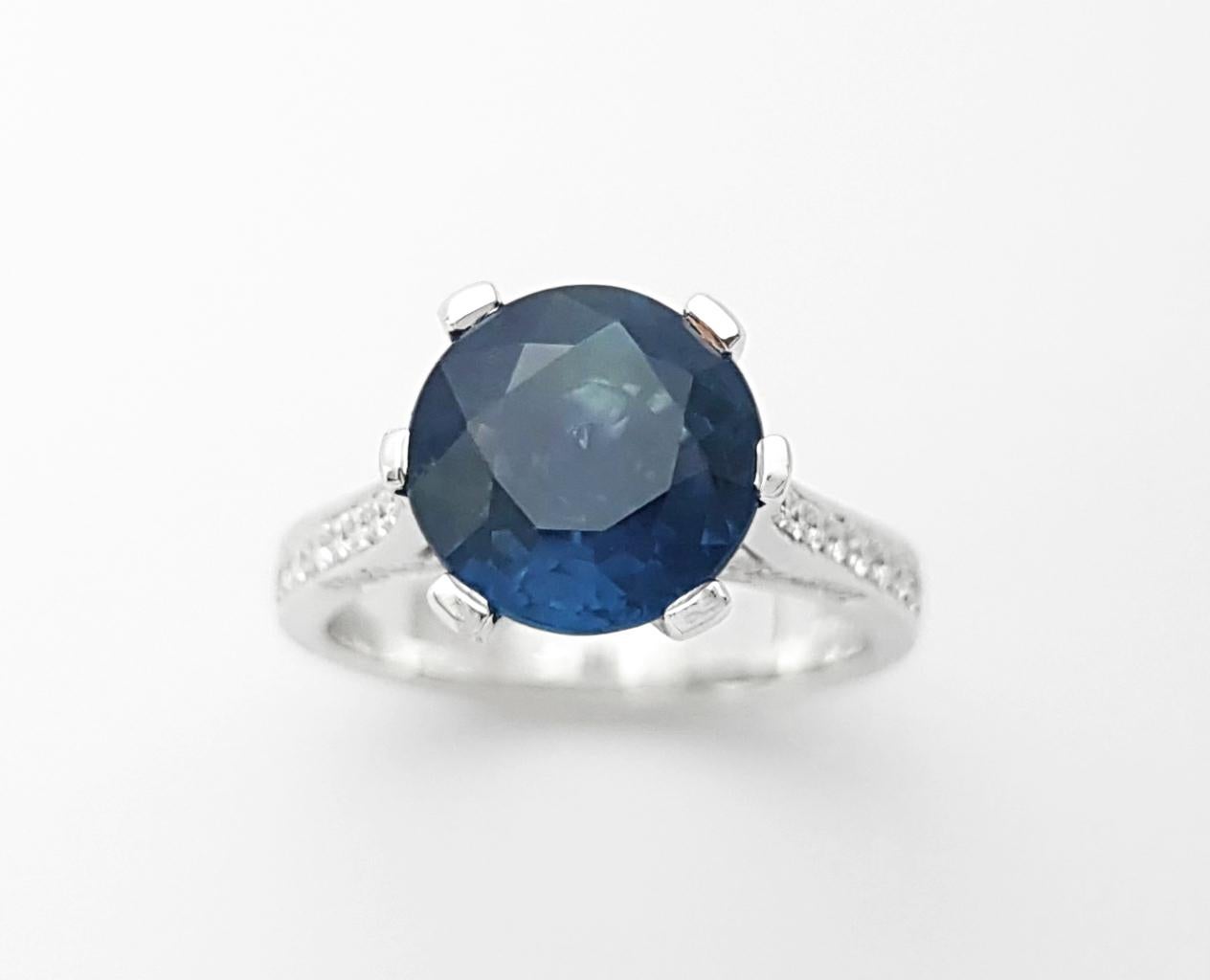 Anello con zaffiro blu e diamante con montatura in platino 950 in vendita 2