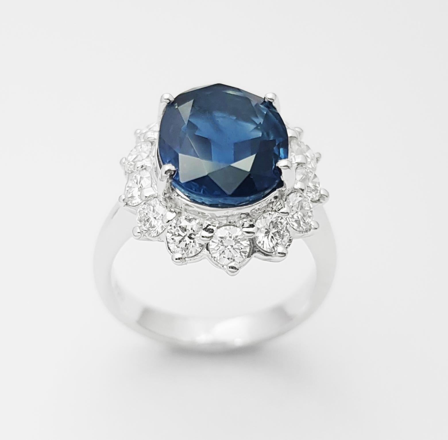 Bague saphir bleu et diamant en platine 950 en vente 2