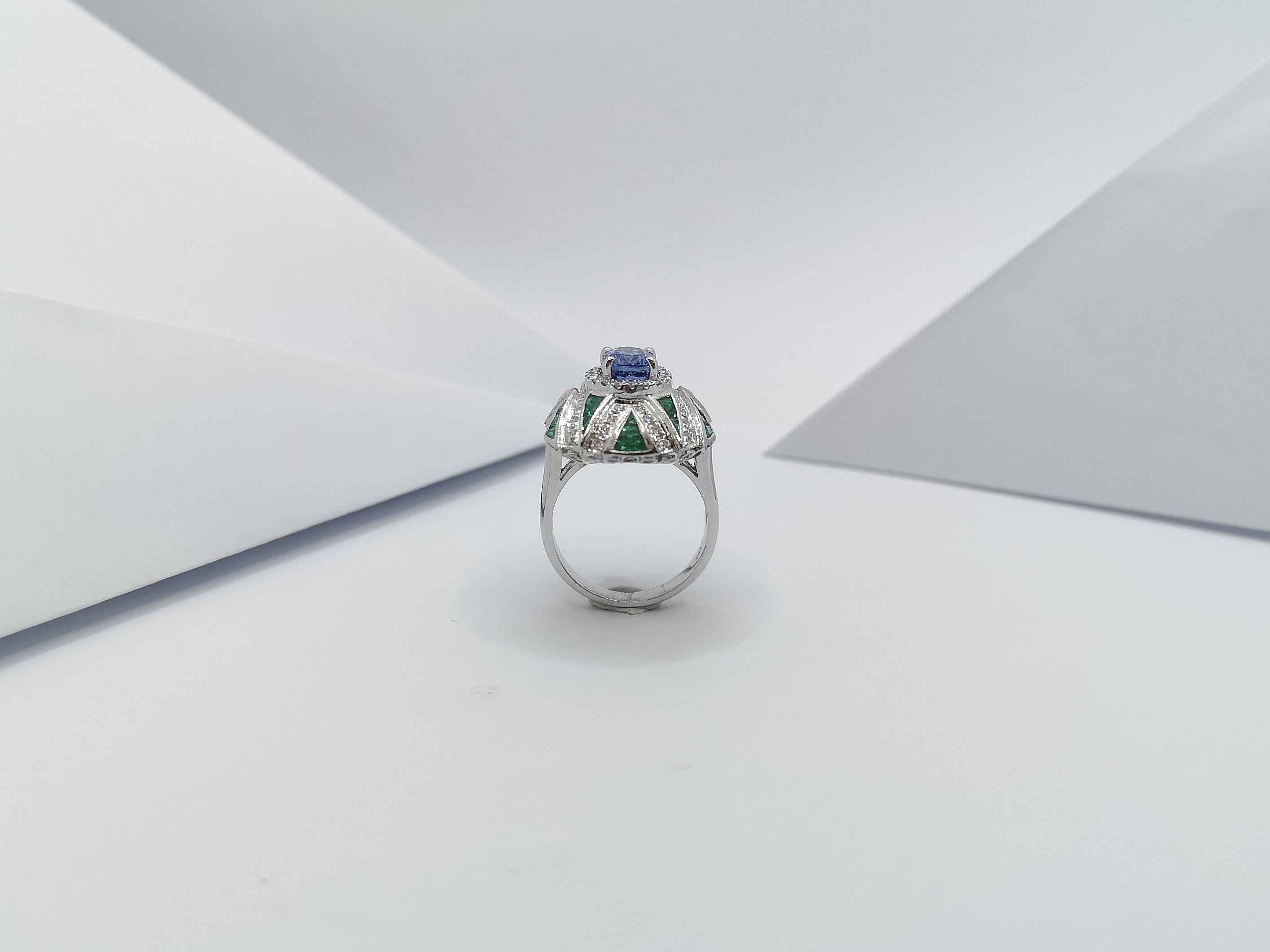 Blue Sapphire with Emerald and Diamond Ring Set in 18 Karat White Gold Settings For Sale 5