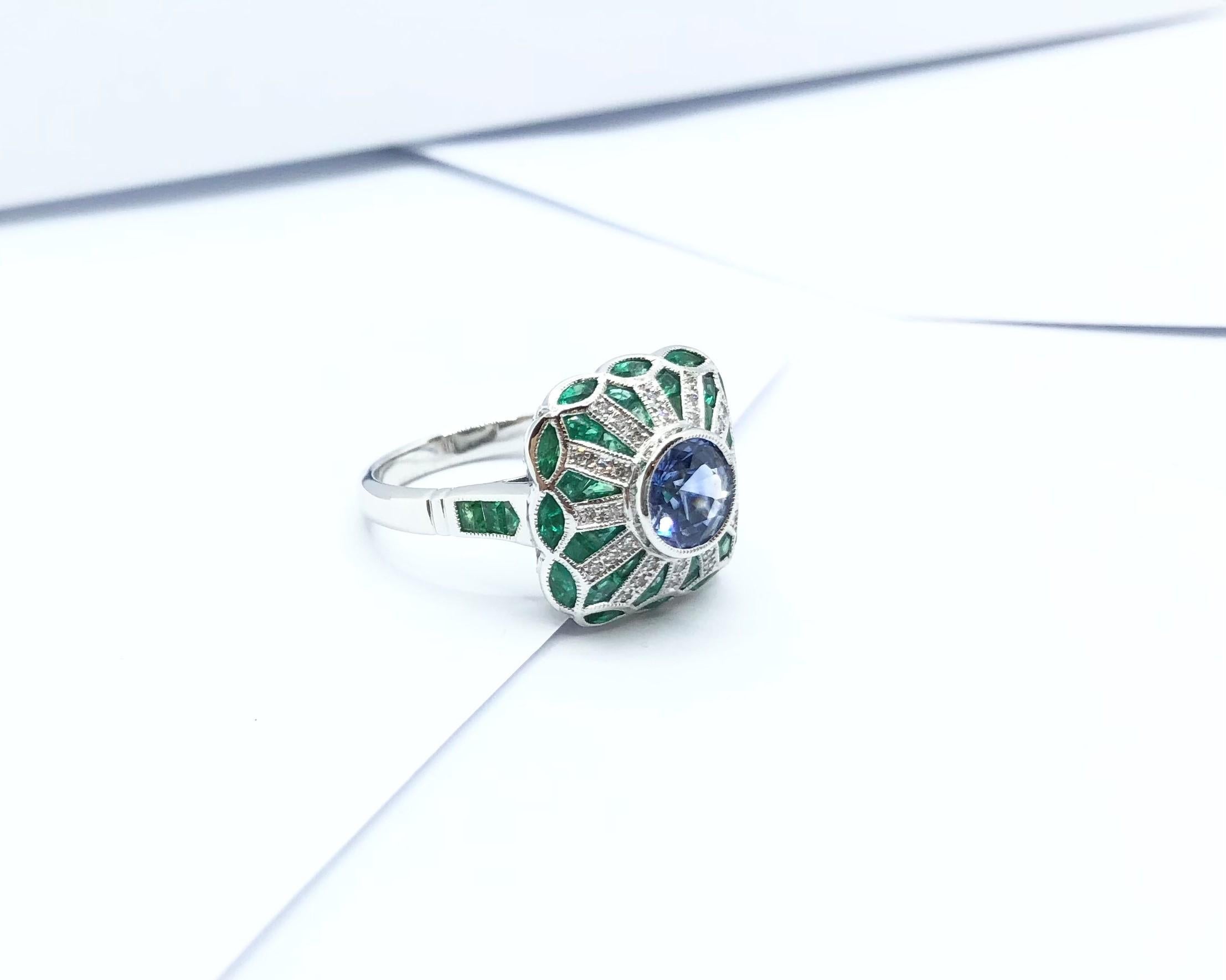 Blue Sapphire with Emerald and Diamond Ring Set in 18 Karat White Gold Settings For Sale 10