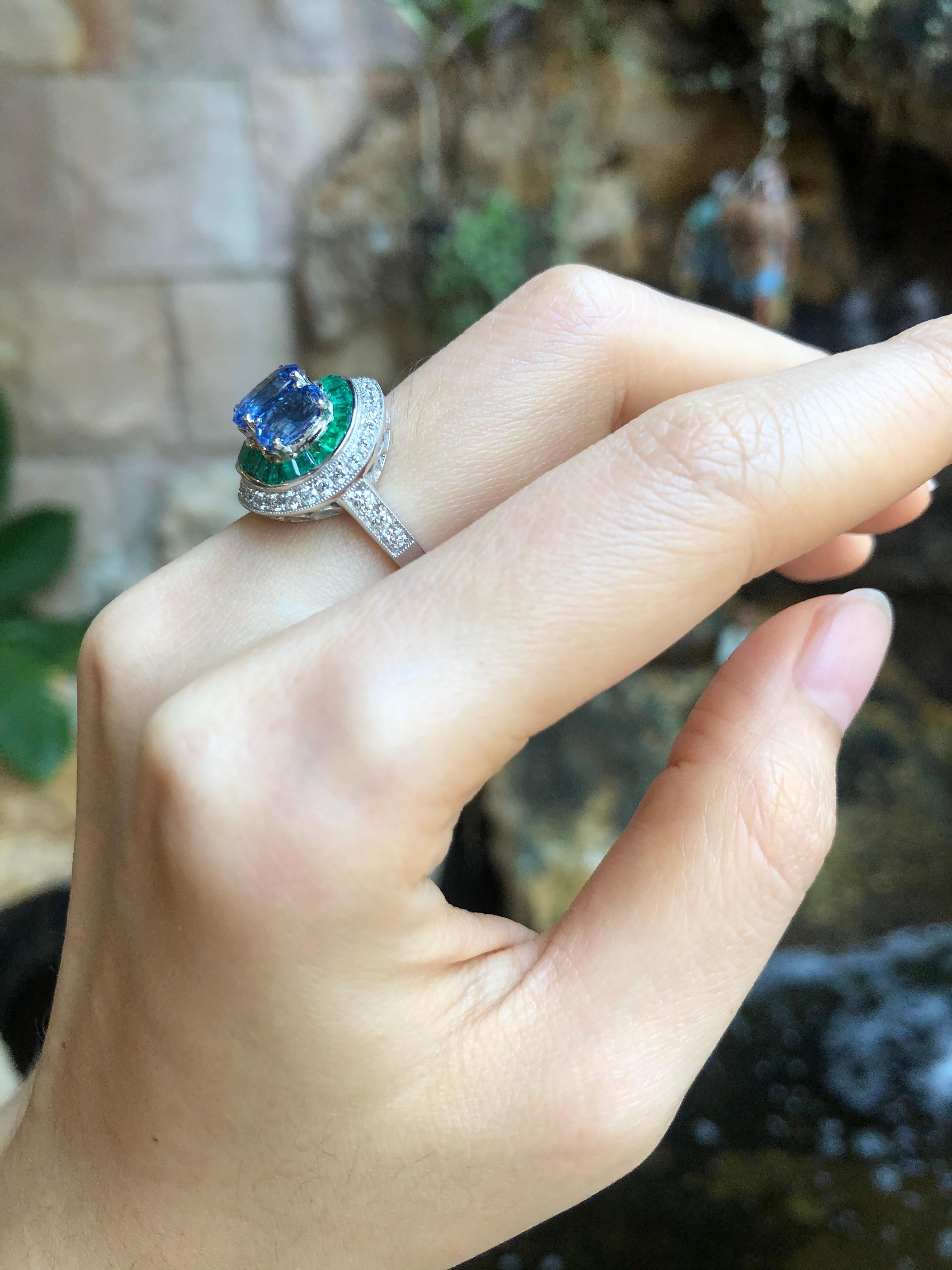 Mixed Cut Blue Sapphire with Emerald and Diamond Ring Set in 18 Karat White Gold Settings For Sale
