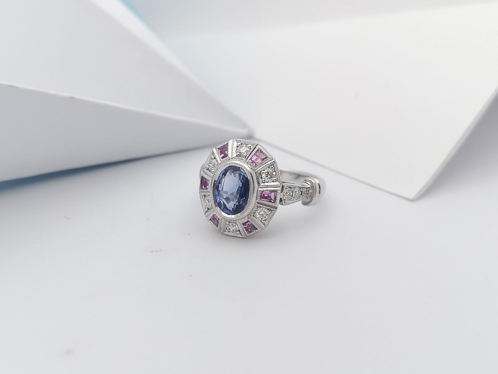 Blue Sapphire with Pink Sapphire and Diamond Ring set in 18 Karat White Gold  For Sale 3
