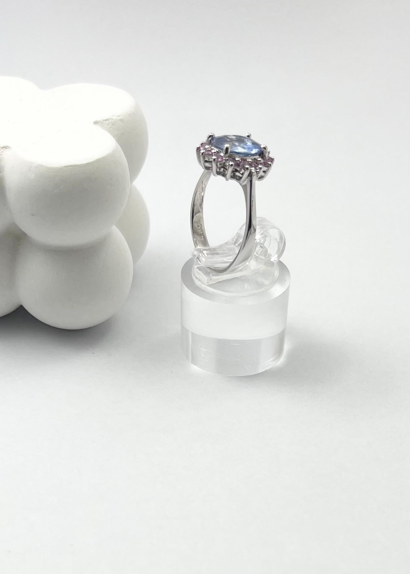 Anello con zaffiro blu e zaffiro rosa con montatura in oro bianco 14K in vendita 9