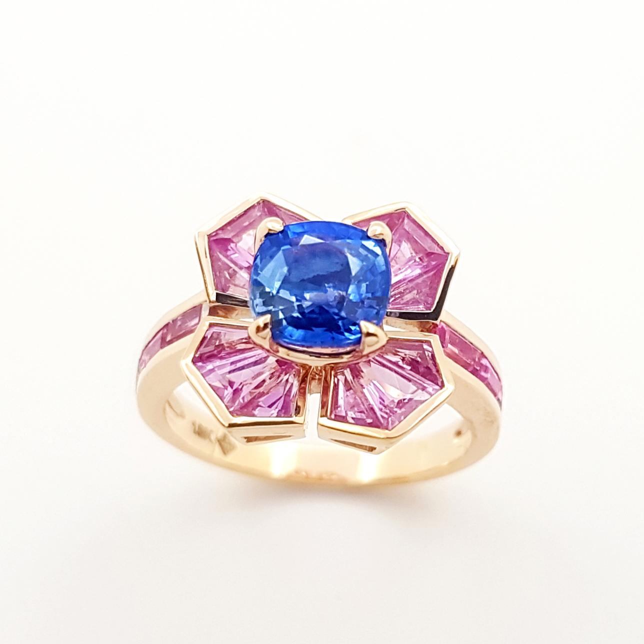 Blue Sapphire with Pink Sapphire Ring set in 18K Rose Gold Settings For Sale 4