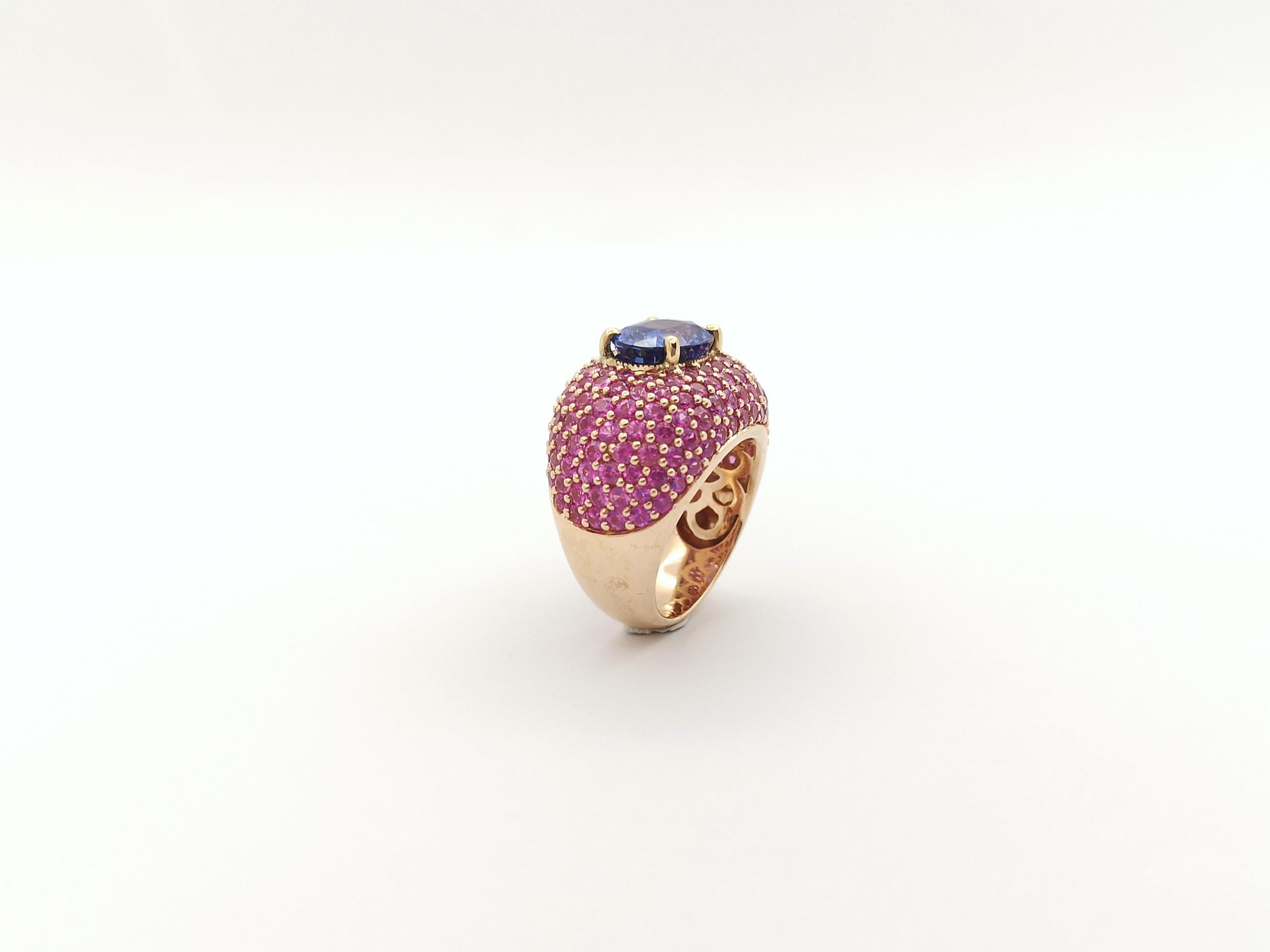 Blue Sapphire with Pink Sapphire Ring set in 18K Rose Gold Settings For Sale 11