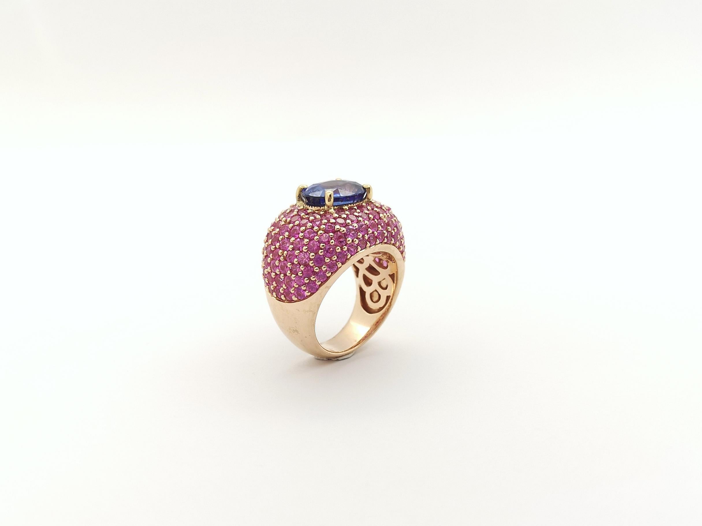 Blue Sapphire with Pink Sapphire Ring set in 18K Rose Gold Settings For Sale 12