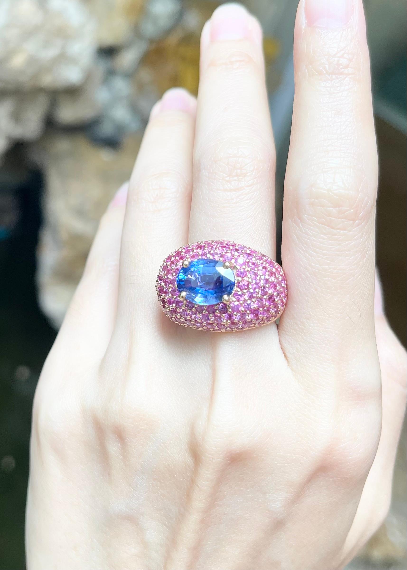 Blue Sapphire with Pink Sapphire Ring set in 18K Rose Gold Settings For Sale 1