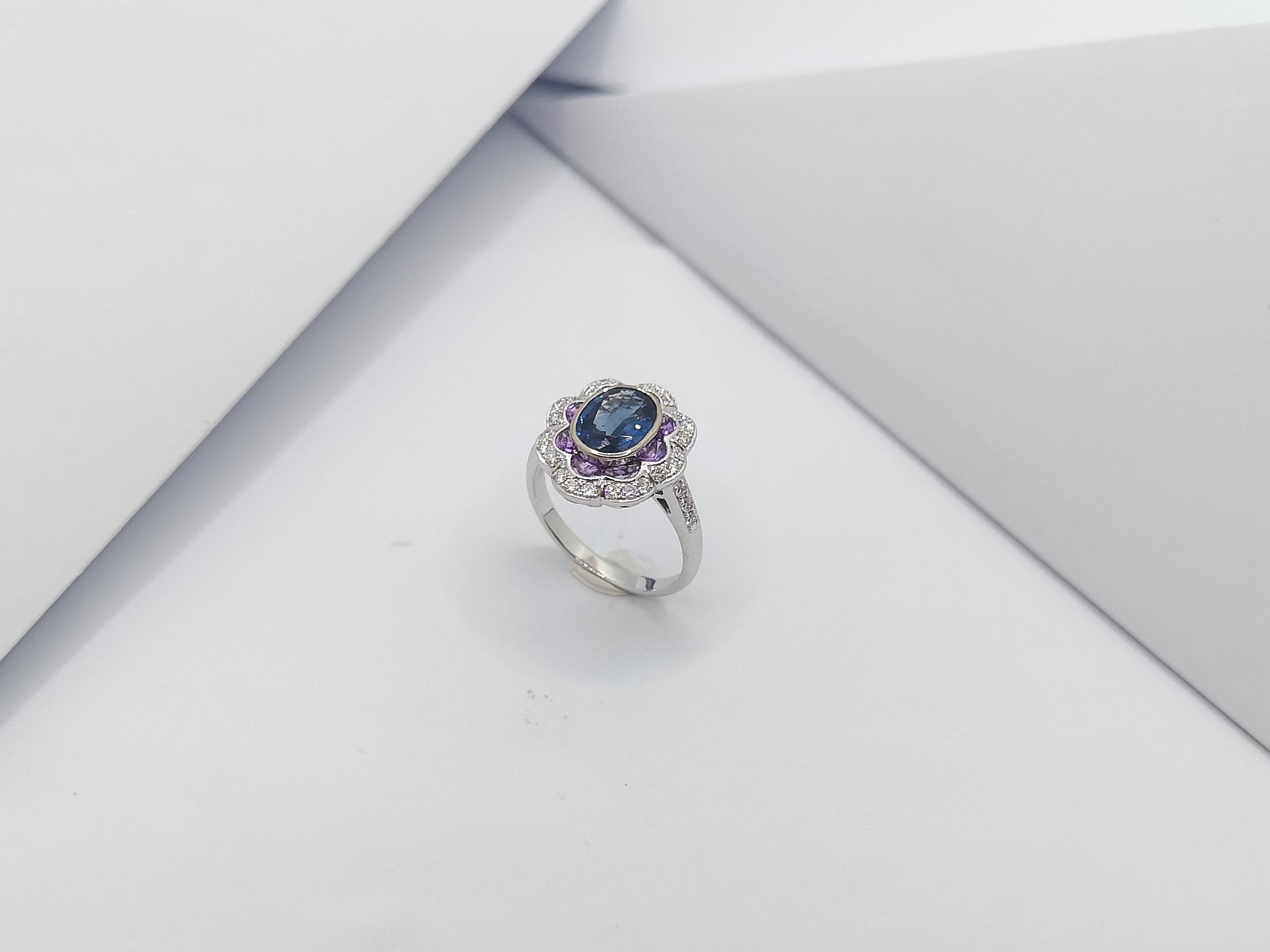 Blue Sapphire with Purple Sapphire and Diamond Ring Set in 18 Karat White Gold For Sale 9