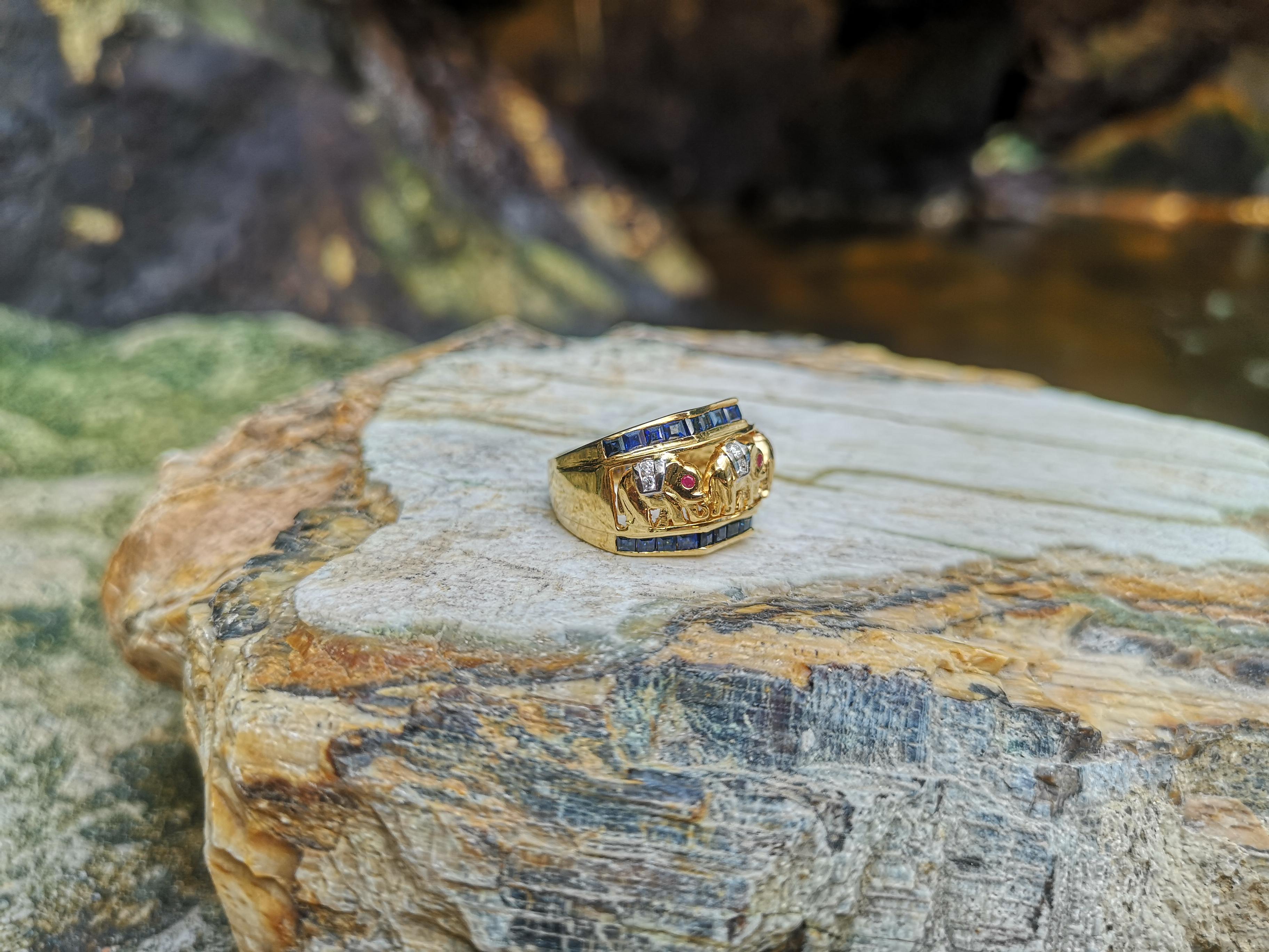 Blue Sapphire with Ruby and Diamond Elephant Ring Set in 18 Karat Gold Settings For Sale 6