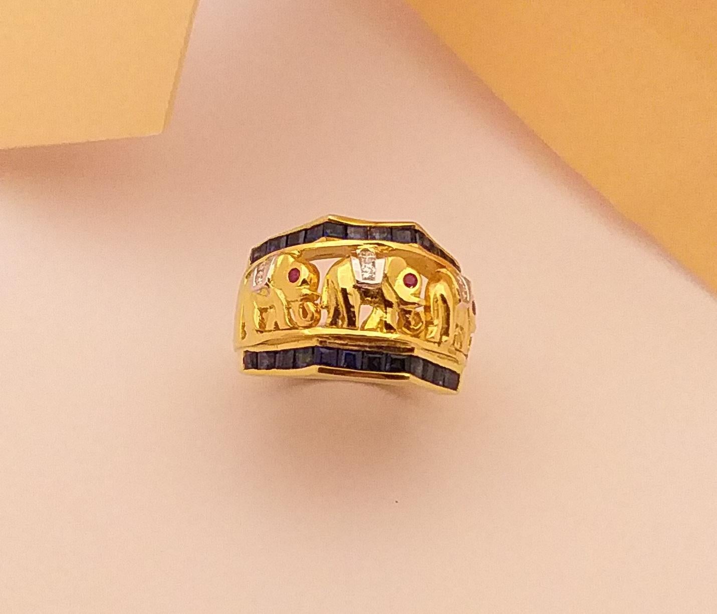 Anillo Elefante de Zafiro Azul con Rubí y Diamante Engastado en Oro de 18 Kilates en venta 6