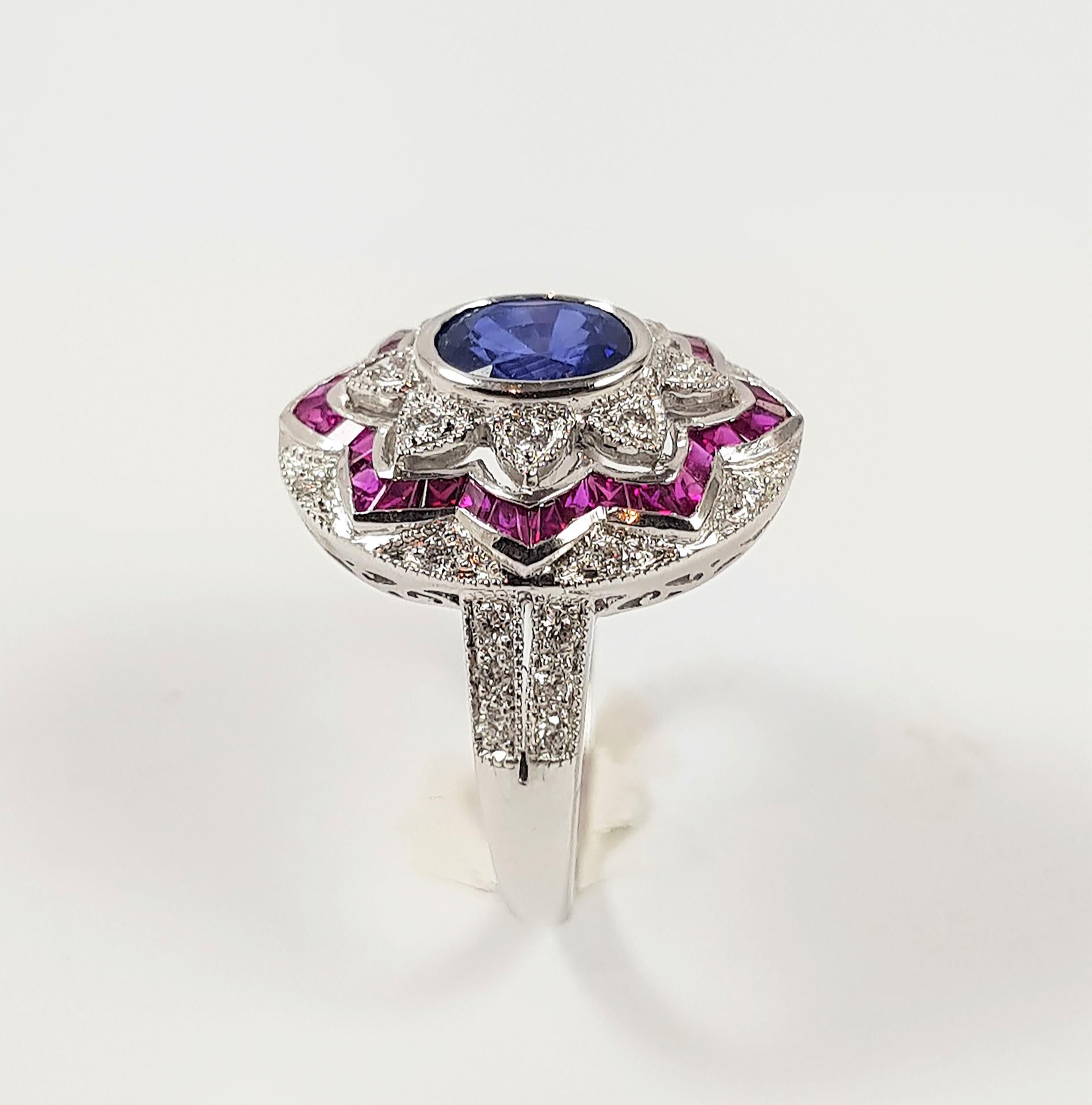 Art Deco Blue Sapphire with Ruby and Diamond Ring Set in 18 Karat White Gold Settings For Sale