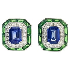 Pendientes de zafiro azul con tsavorita y diamantes engastados en oro blanco de 18 quilates