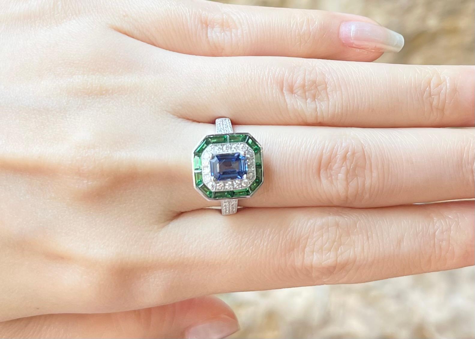 Art Deco Blue Sapphire with Tsavorite and Diamond Ring set in 18K White Gold Settings For Sale