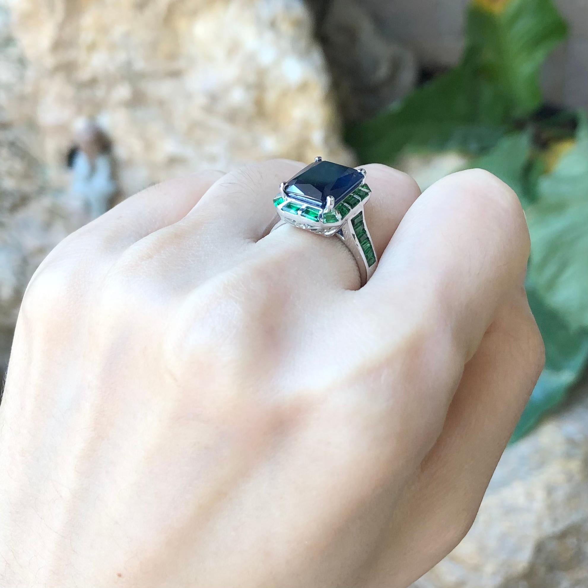 Emerald Cut Blue Sapphire with Tsavorite Ring et in 18 Karat White Gold Settings For Sale