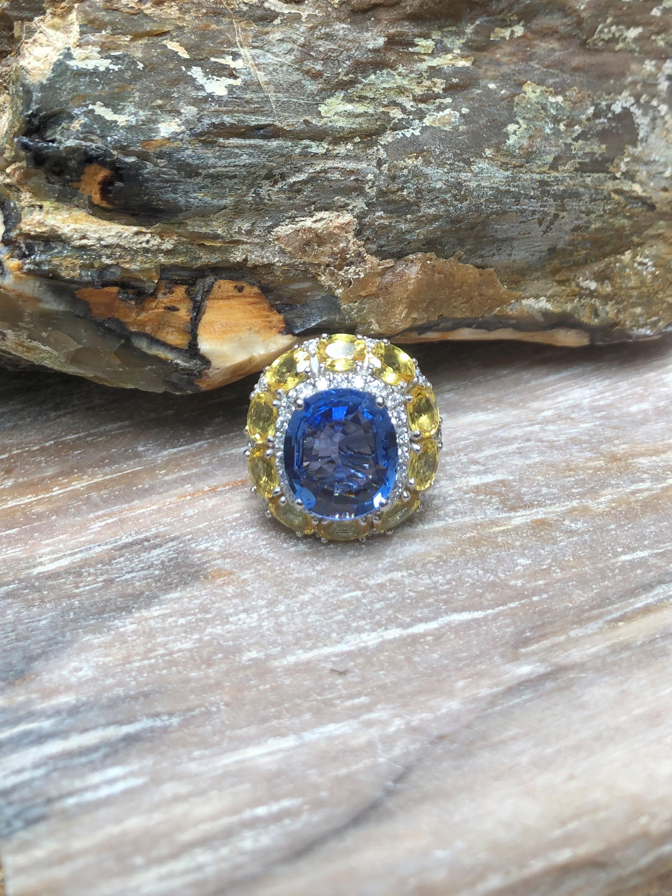 Blue Sapphire with Yellow Sapphire and Diamond Ring Set in 18 Karat White Gold 4