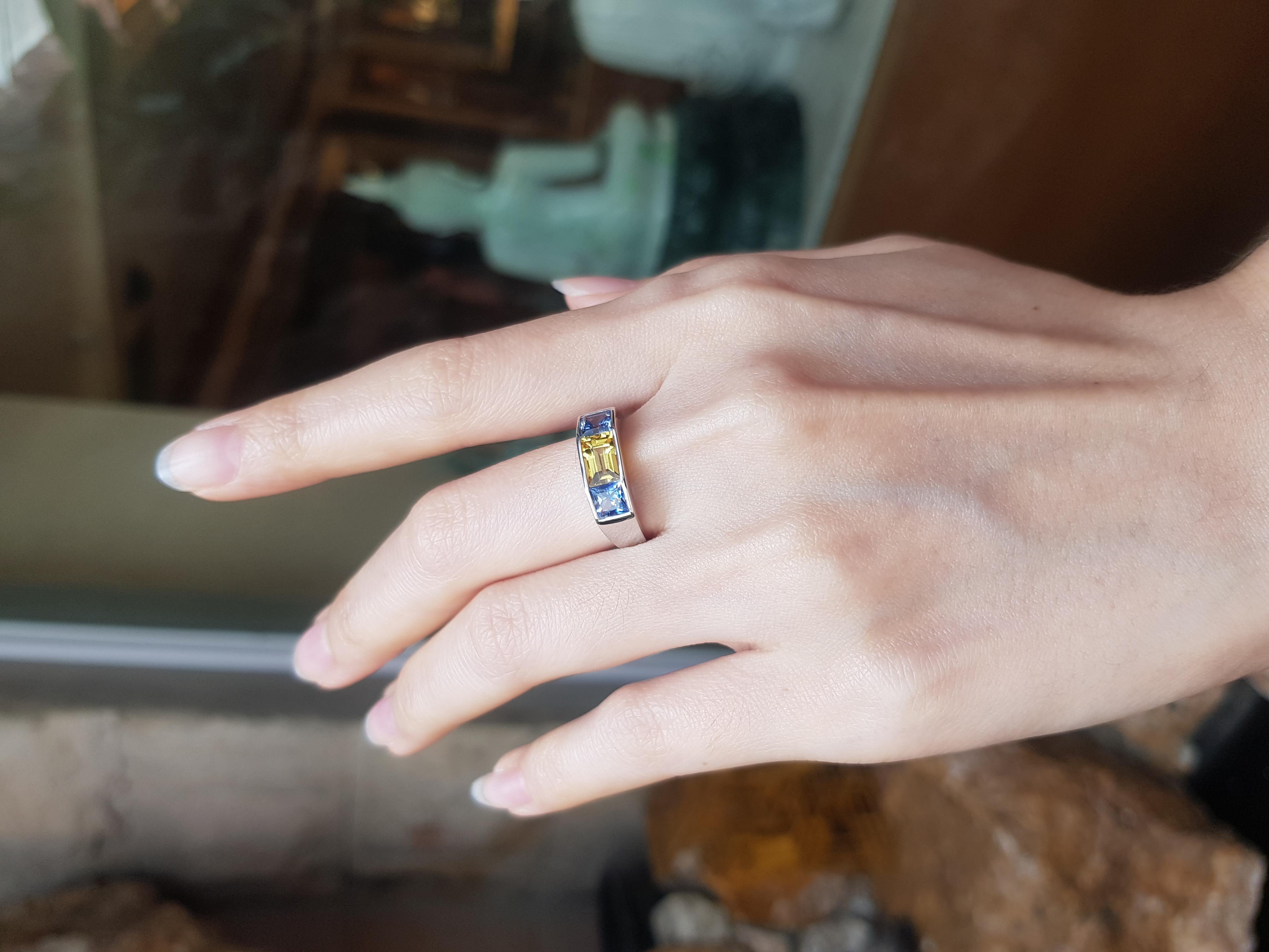 Women's or Men's Blue Sapphire with Yellow Sapphire Ring set in 18K White Gold Settings For Sale